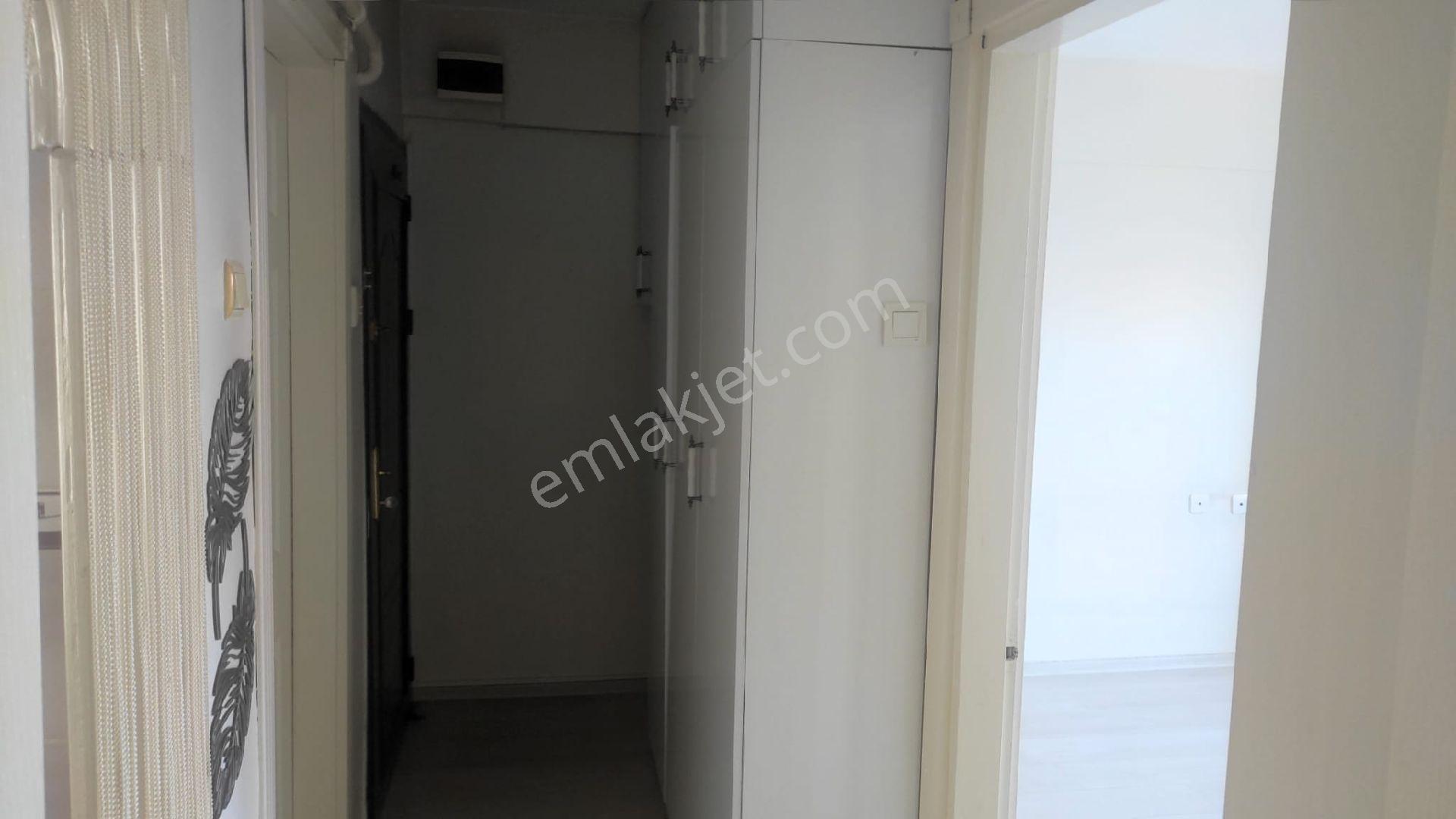 Merkezi Konumda Bahçeli Güney Cepheli 2+1 Masrafsız Apartman Dairesi - Görsel 3