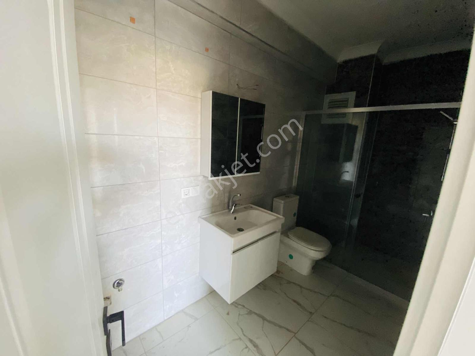 Prestijden Kemalpaşa Hastane Bölgesinde Kapalı Mutfak 2+1 Daire - Görsel 15