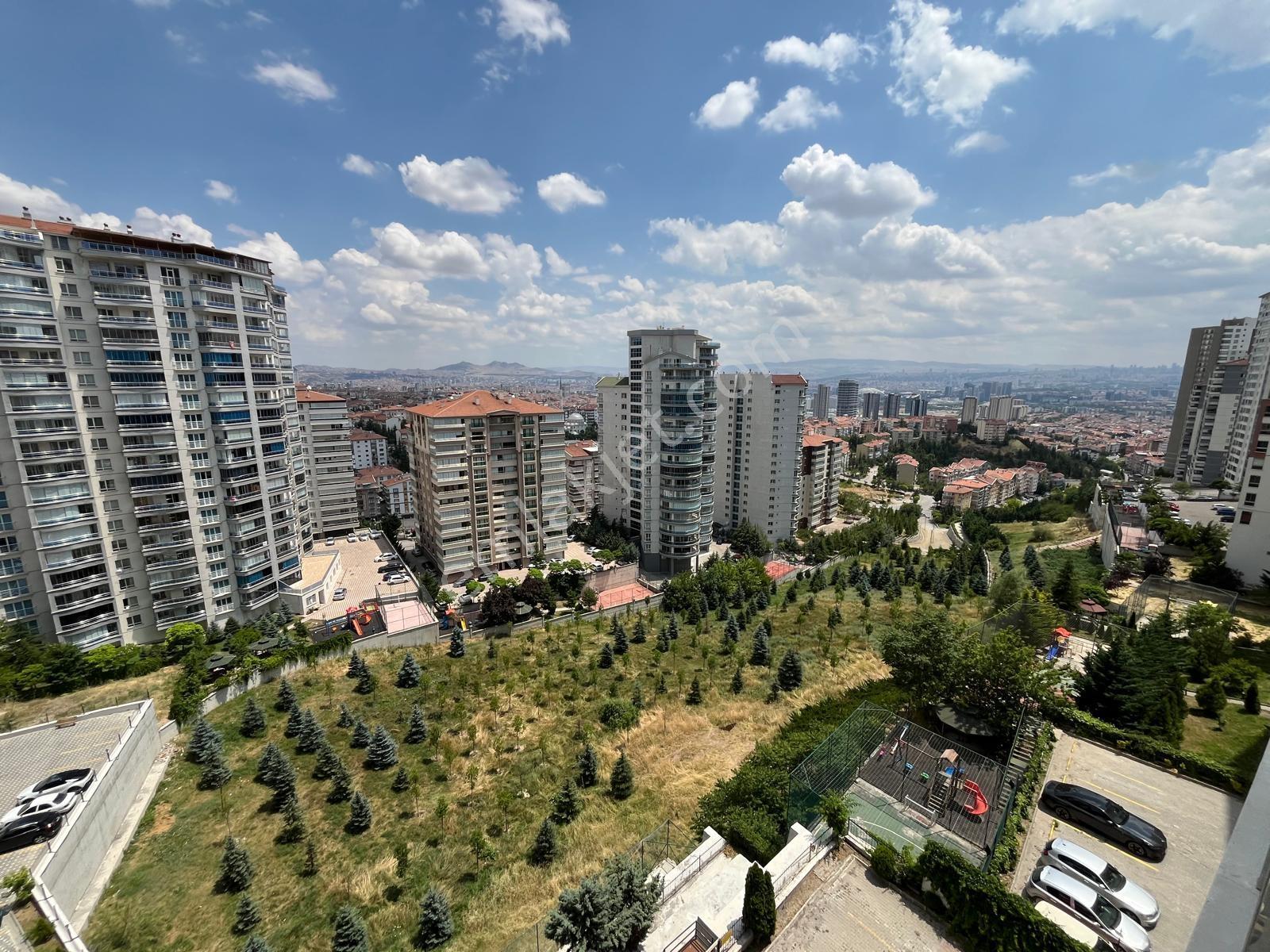 Hayallerinizdeki Masrafsız Ev ! Site İçinde 4.katta 3+1 Daire