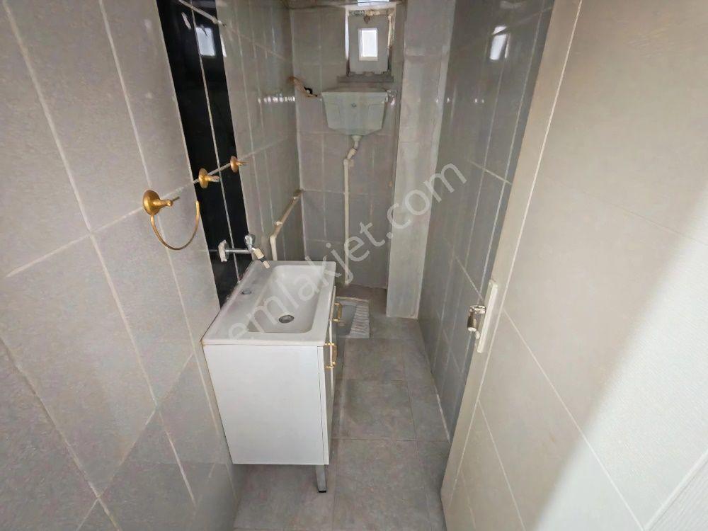 Çorlu Mehmetçik Okuluna Pazara Servislere Yakn 3+1 Kiralık Temiz Daire - Görsel 8