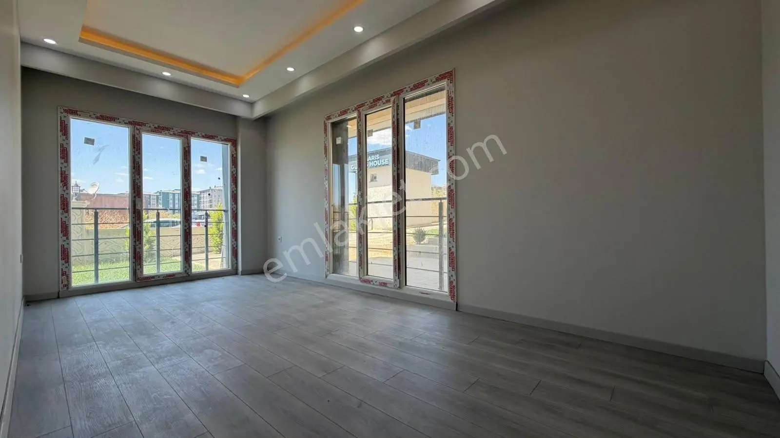 Tekirdağ Atatürk Mh Havuzlu Site İçinde Satılık Lüx 2+1 Daire - Görsel 4