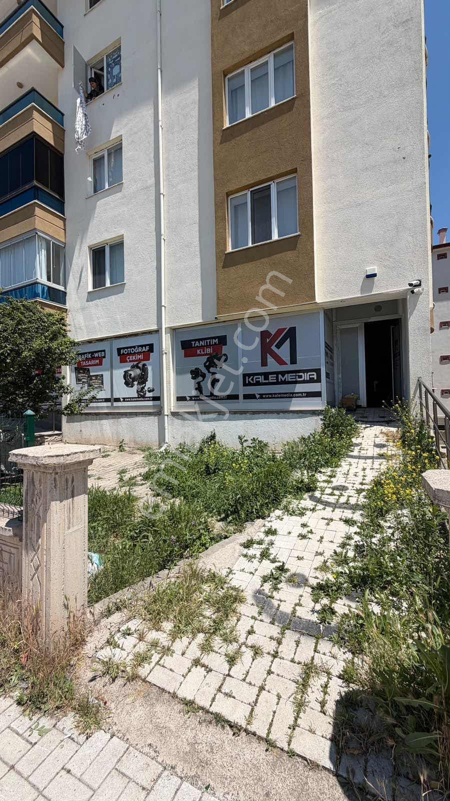 Ekin Group'tan G.sanatlar Lisesi Karşısı Satılık 100 M2 İşyeri