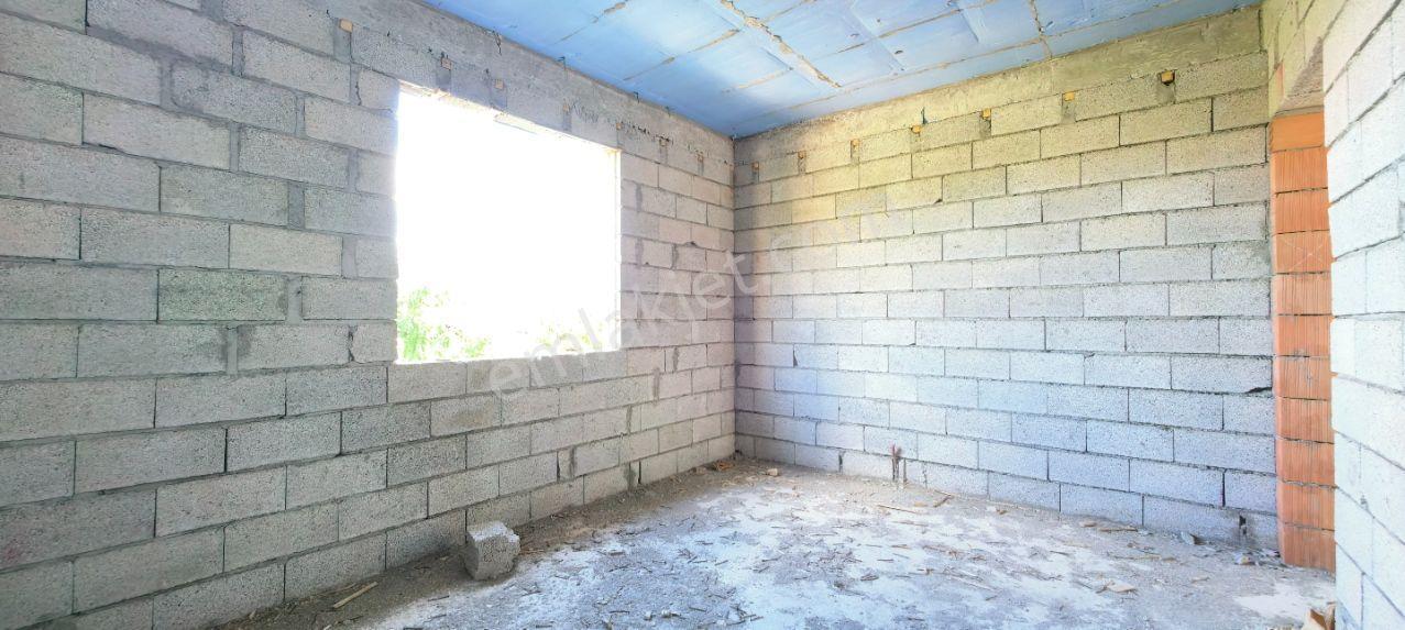 Isparta Keçirborlu Senir Köyü Eşsiz Manzaralı Natamam 5+1 Villa - Görsel 12