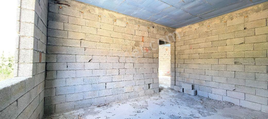 Isparta Keçirborlu Senir Köyü Eşsiz Manzaralı Natamam 5+1 Villa - Görsel 19