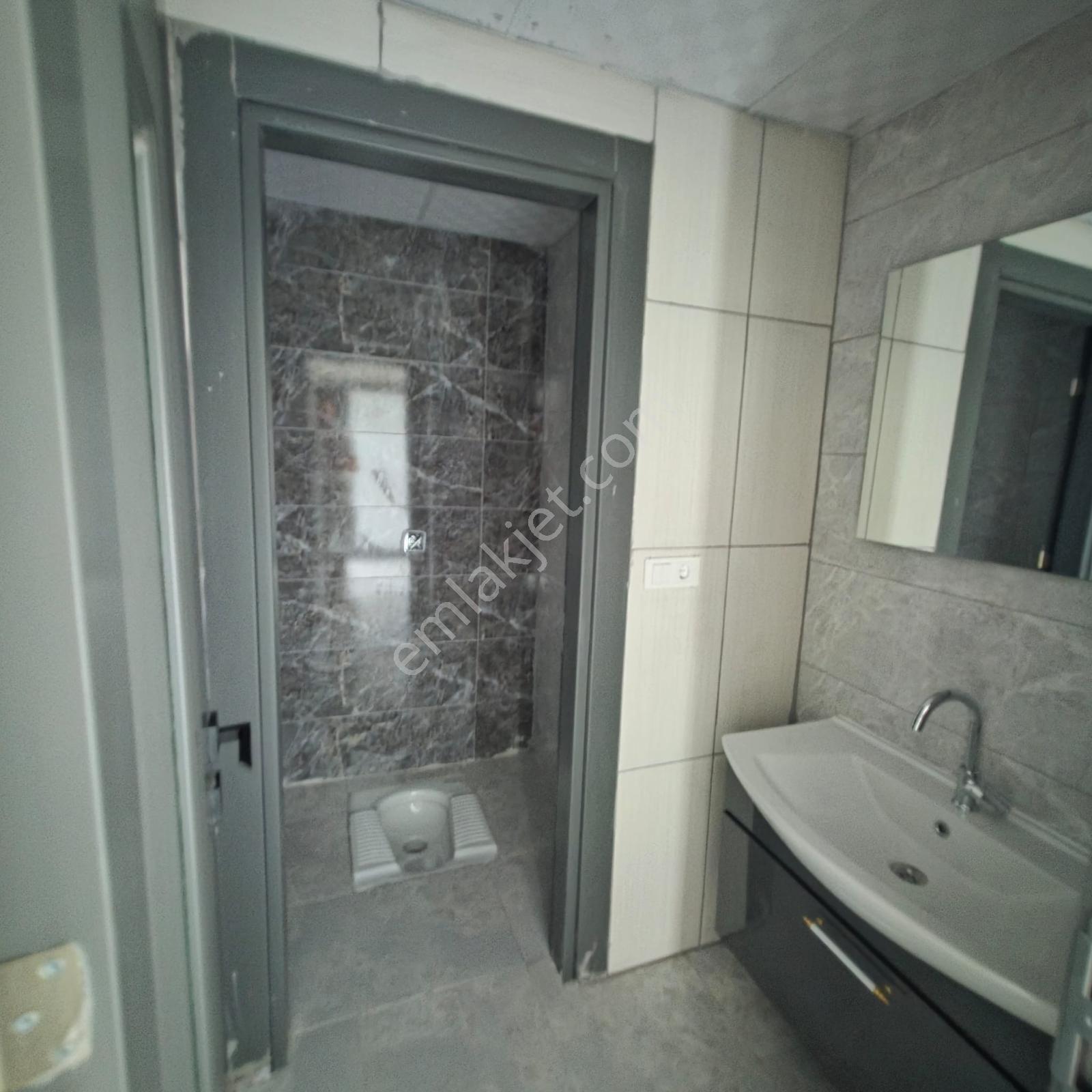 Adliye Şehir Hastanesi Kto Üniversite Yeni Emniyet Binası Tramvay Yanı Geniş Ebevyn Banyolu 3+1 - Görsel 7