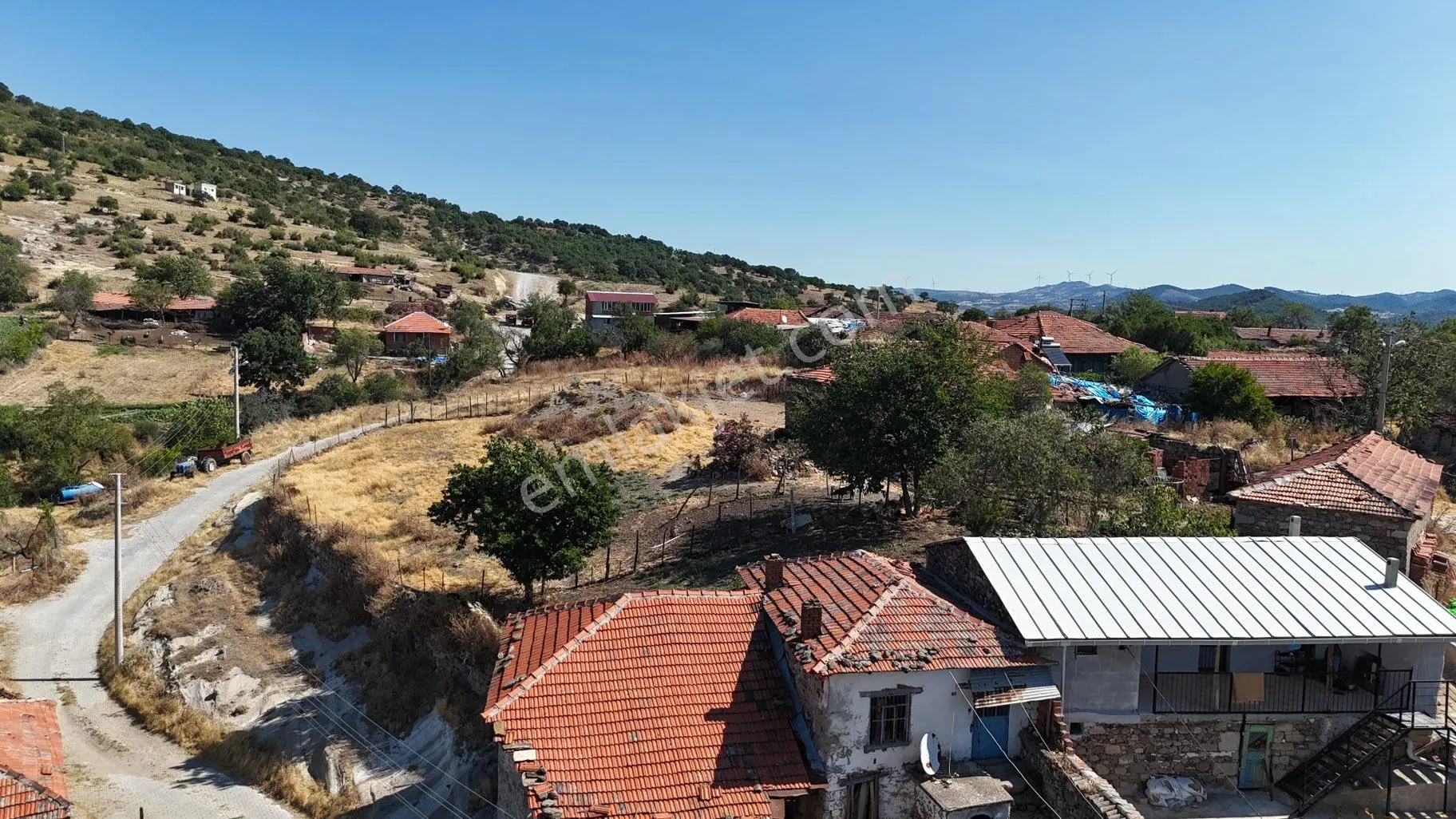 🏡 Dereköy Mahallesi’nde Avlulu Köy Evi Fırsatı! - Görsel 10