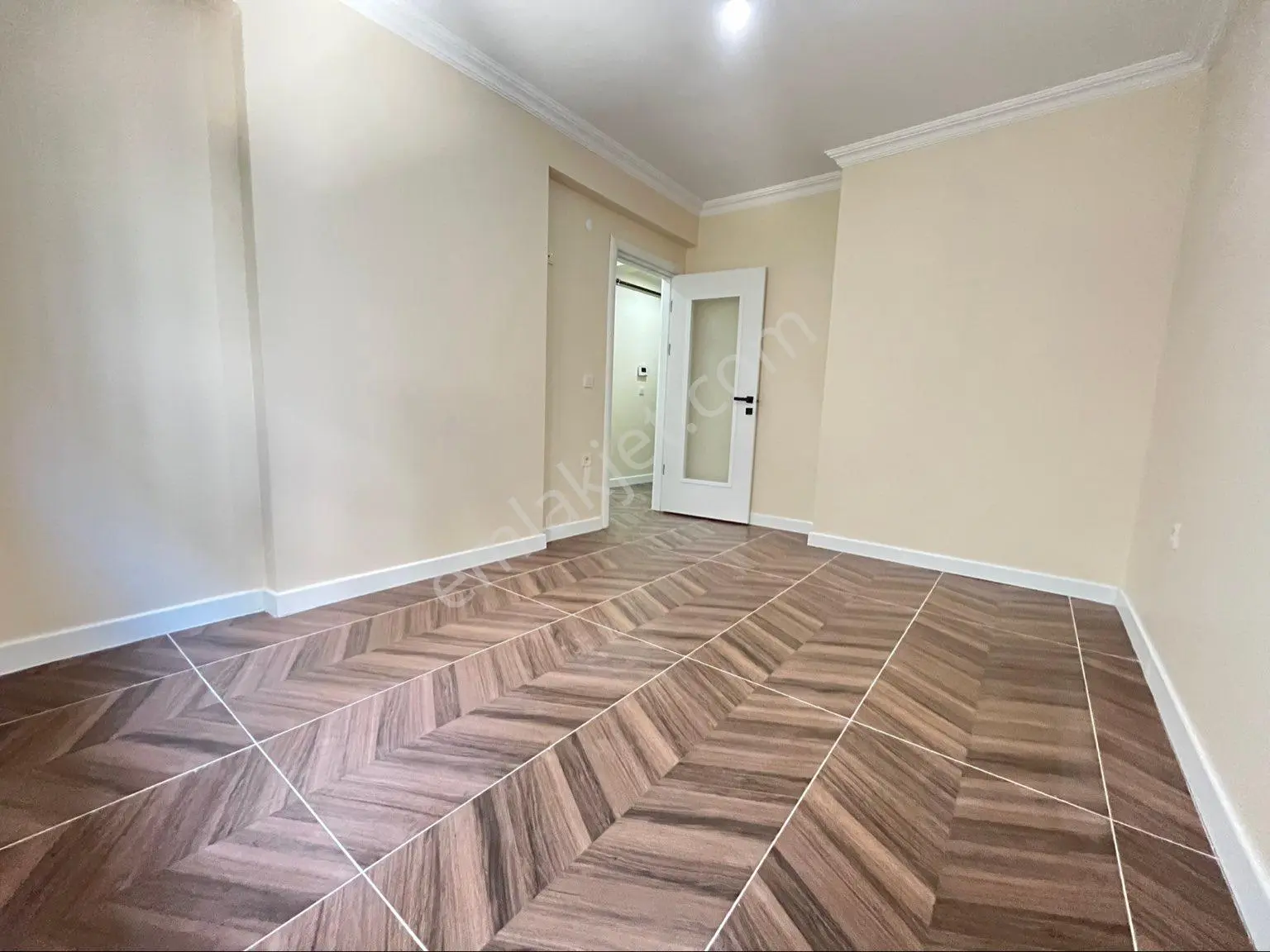 İmren Gayrimenkulden Kiralık Sefaköy Merkezde Kemalpaşa Mh. Sıfır Yeni Bina 2+1 80 M2 Arakat Daire - Görsel 22
