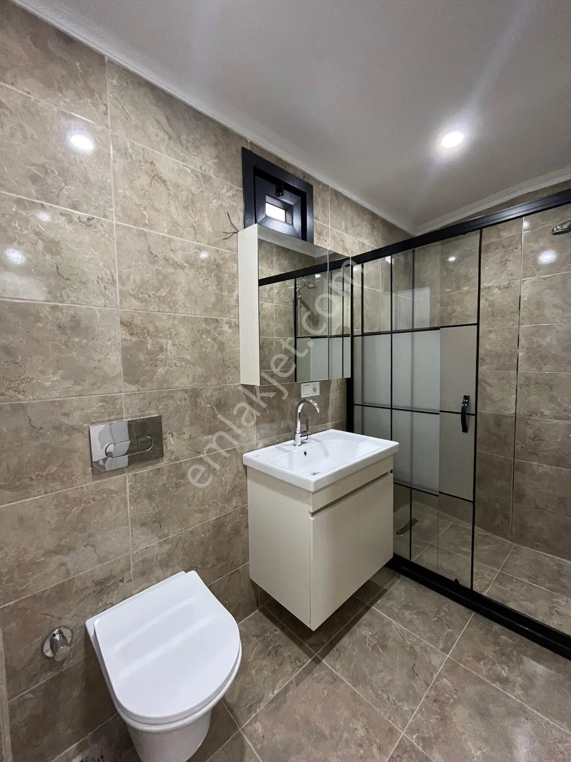 İmren Gayrimenkulden Kiralık Sefaköy Merkezde Kemalpaşa Mh. Sıfır Yeni Bina 2+1 80 M2 Arakat Daire - Görsel 34