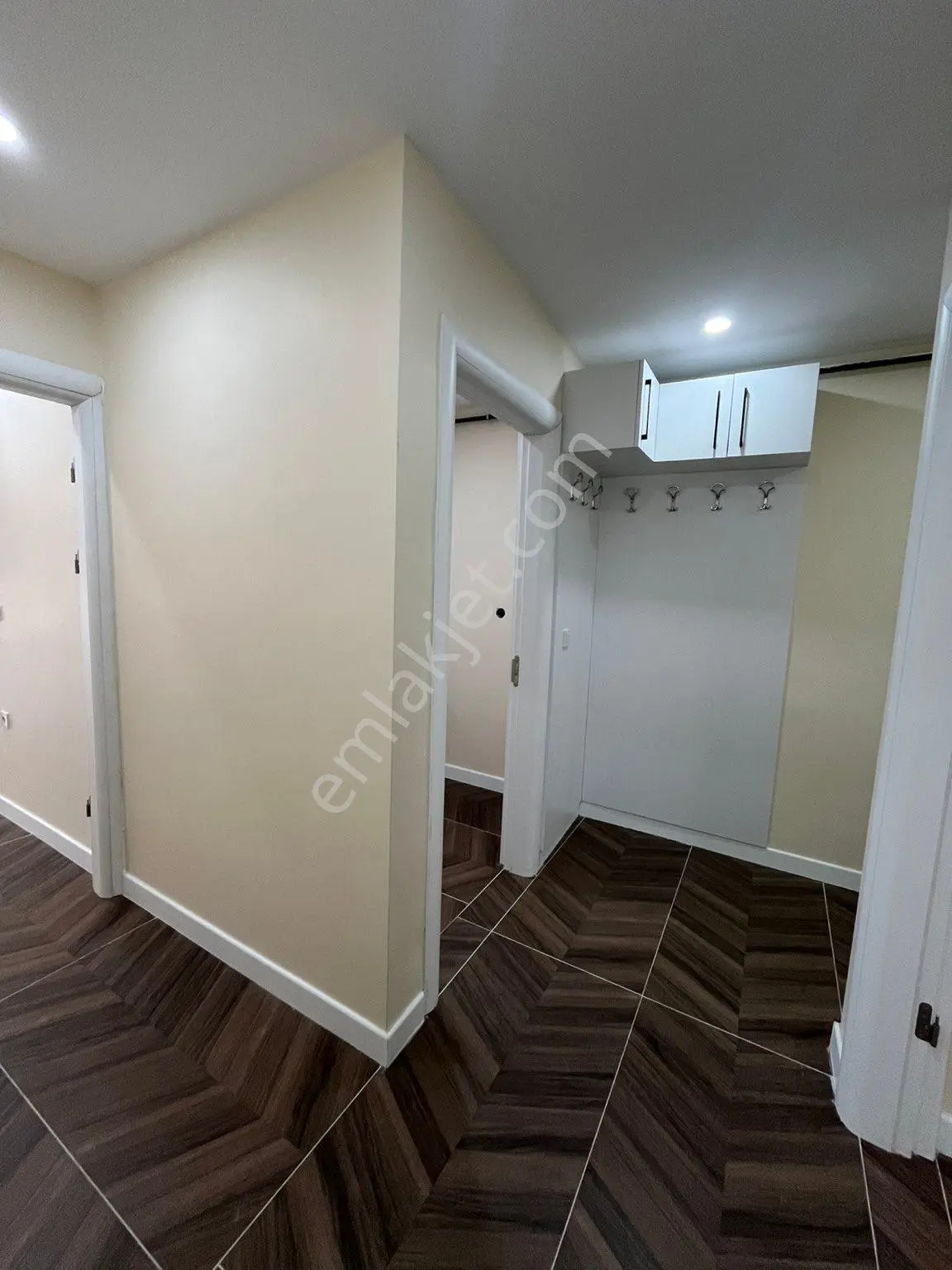 İmren Gayrimenkulden Kiralık Sefaköy Merkezde Kemalpaşa Mh. Sıfır Yeni Bina 2+1 80 M2 Arakat Daire - Görsel 32