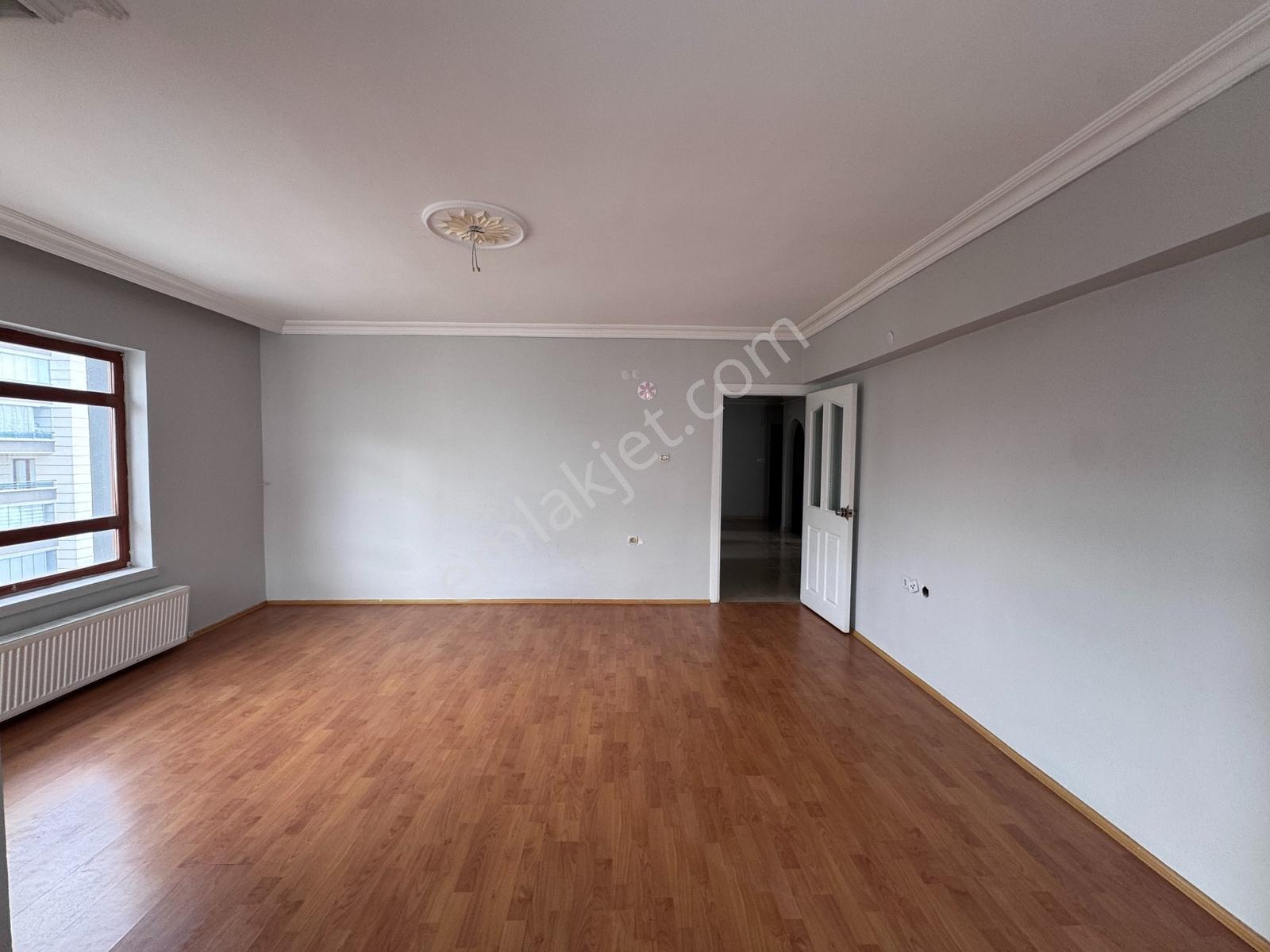 Göktaş'tan█ Okullar Bölgesinde 130m2 3+1 Kiralık Daire - Görsel 21