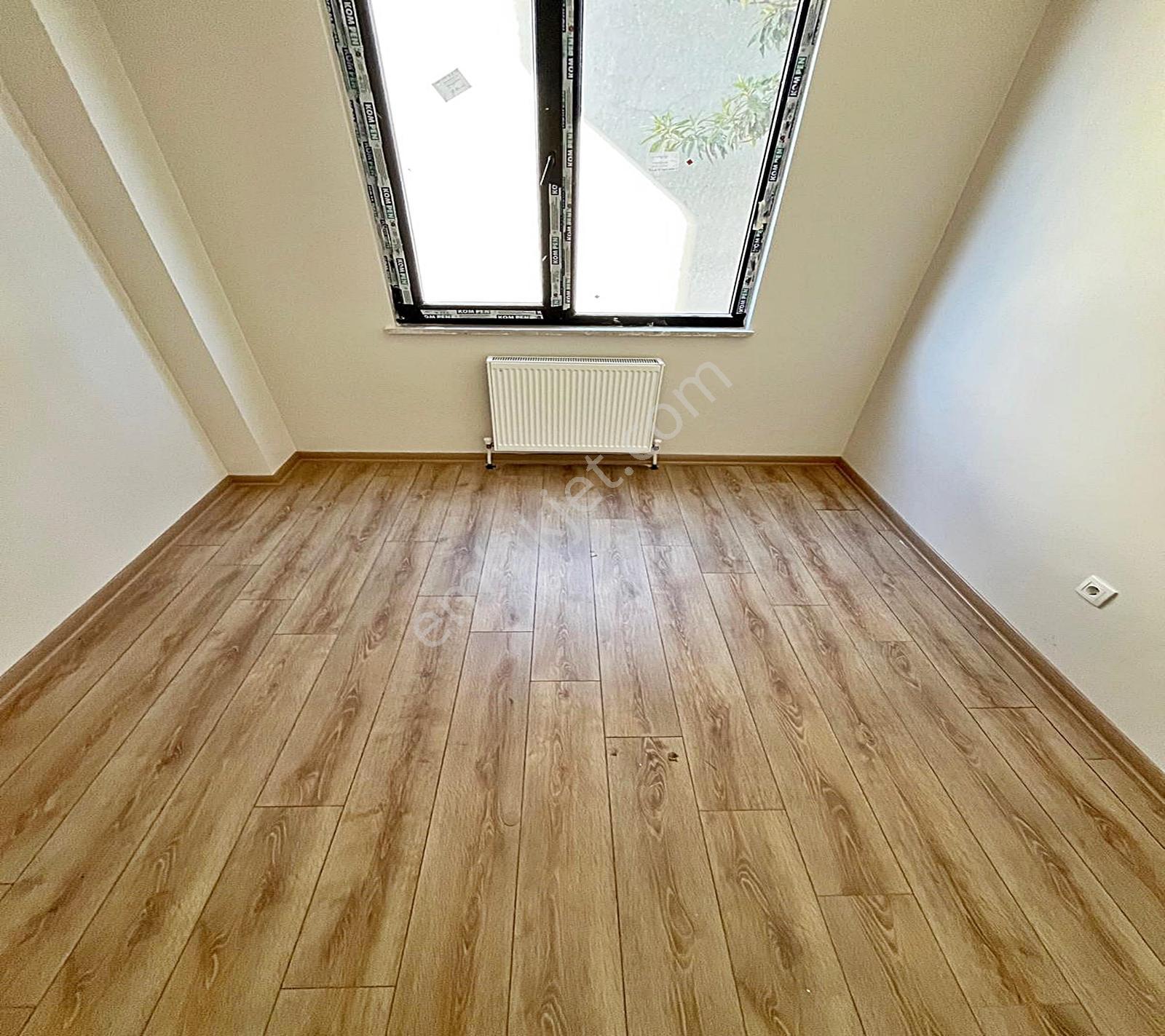 Bahçe Kullanımlı Otoparklı Temiz 2+1 Kiralık Daire - Görsel 19