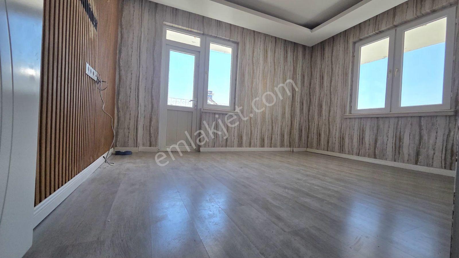 Feyziçakmak Mahallesinde 5.katta 3+1 130m² Çift Balkonlu Fırsat - Görsel 14