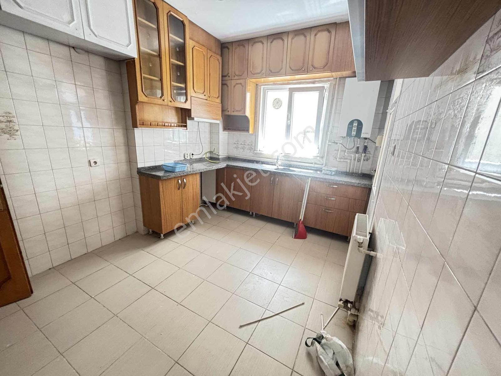 F-l Emlaktan Bulgurlu Merkezde Katta Tek Bakımlı 4+1 190 M2 - Görsel 22