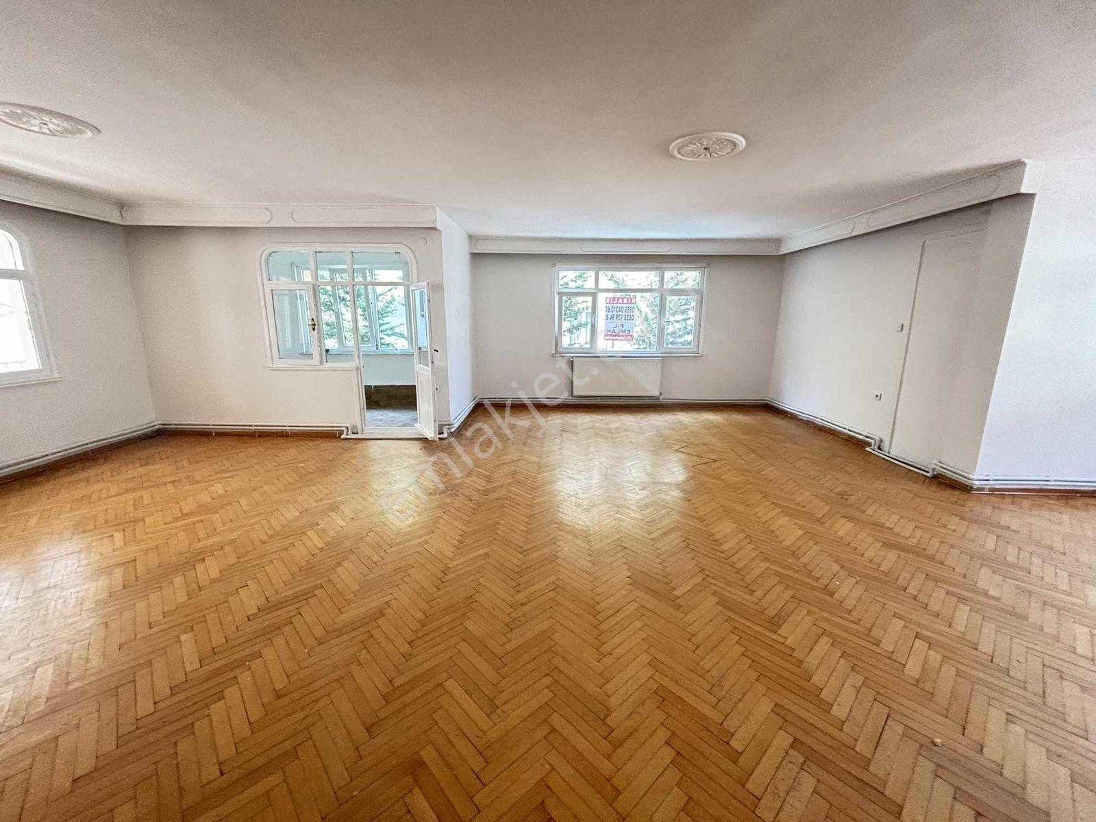 F-l Emlaktan Bulgurlu Merkezde Katta Tek Bakımlı 4+1 190 M2 - Görsel 35