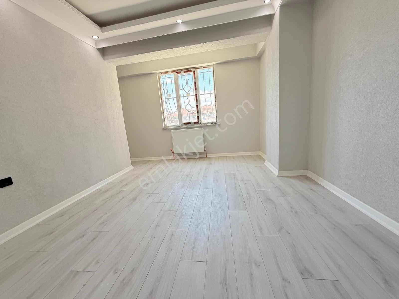 Arzu Emlak'tan Satılık Sıfır Daire 2+1 Asansörlü Bahçe Katı - Görsel 12
