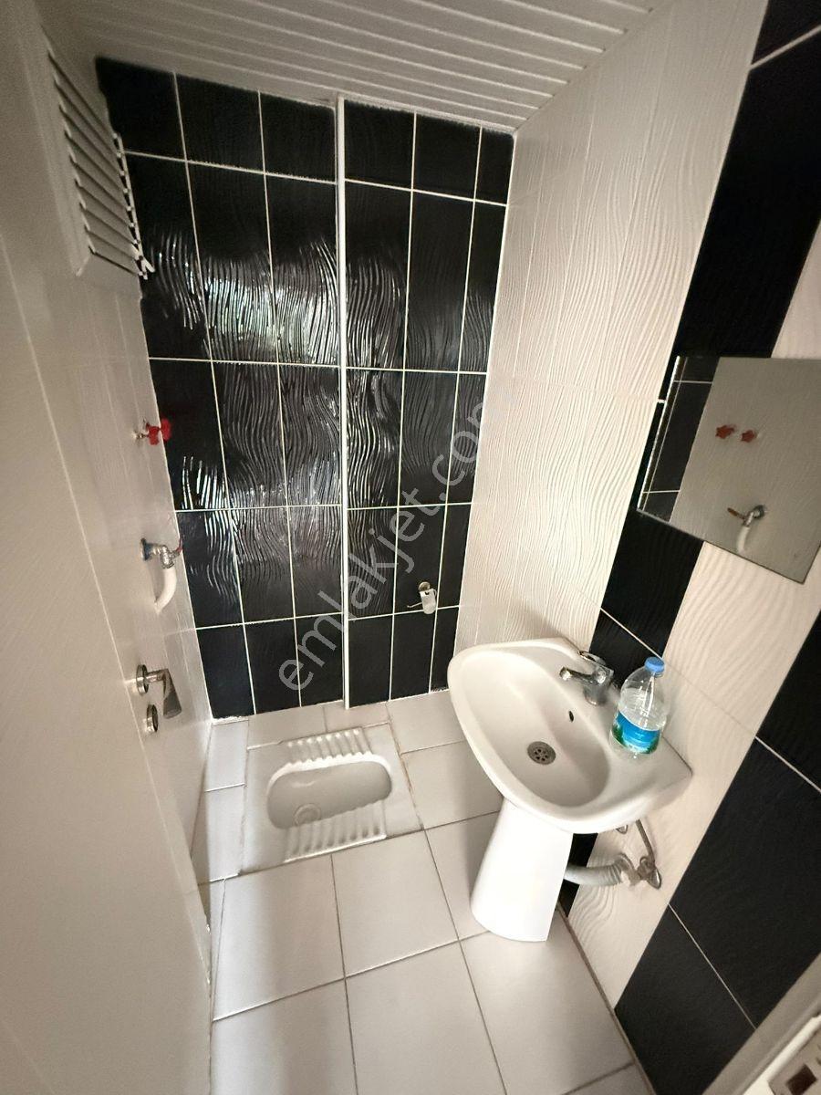 Kiralık Kuzeyyaka Mh 2+1 Daire Tranvaya Yakın 75 M2 2 Kat - Görsel 7