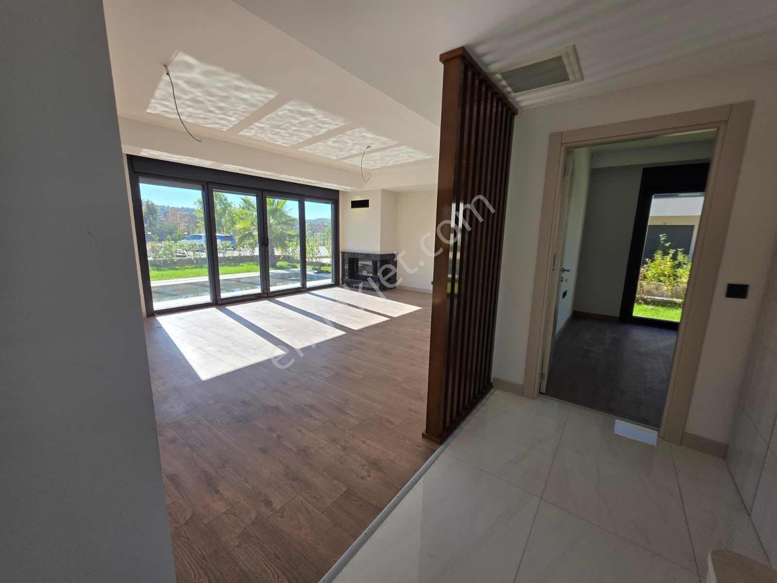 Remax Anka'dan Kiralık Müstakil Havuzlu 5+1 Villa - Görsel 20