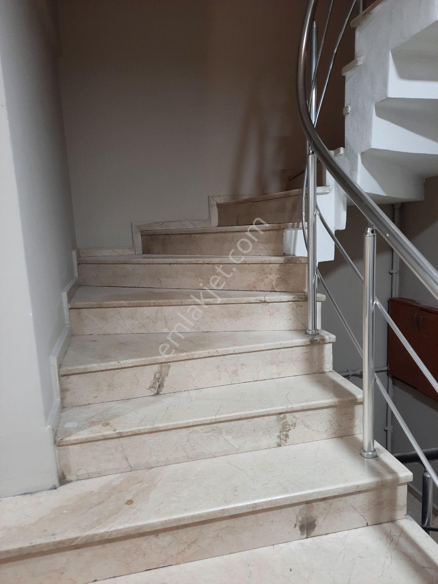 Ümraniye Armağanevler'de Satılık 2+1 Daıre - Görsel 10