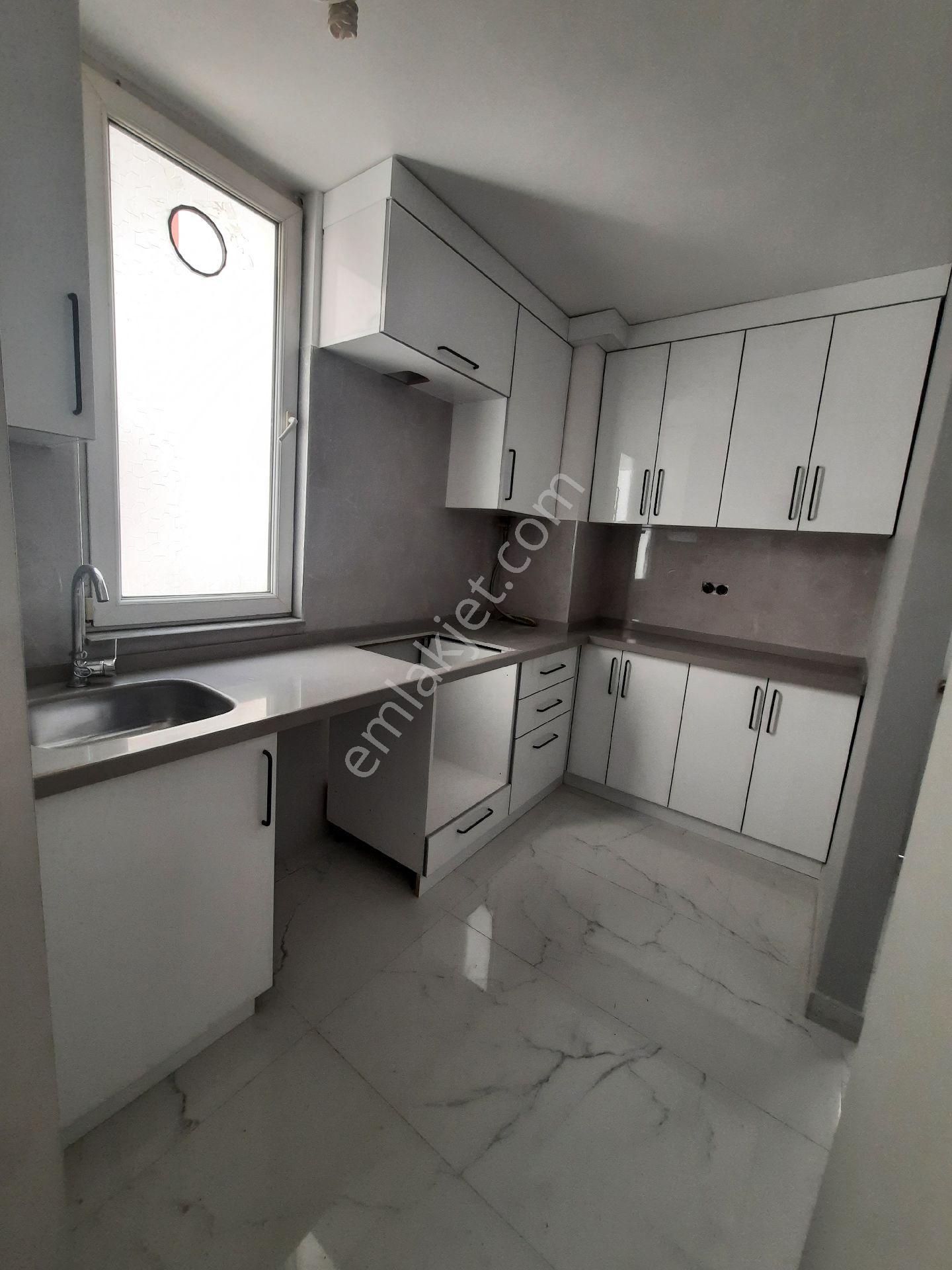 Ümraniye Armağanevler'de Satılık 2+1 Daıre - Görsel 19