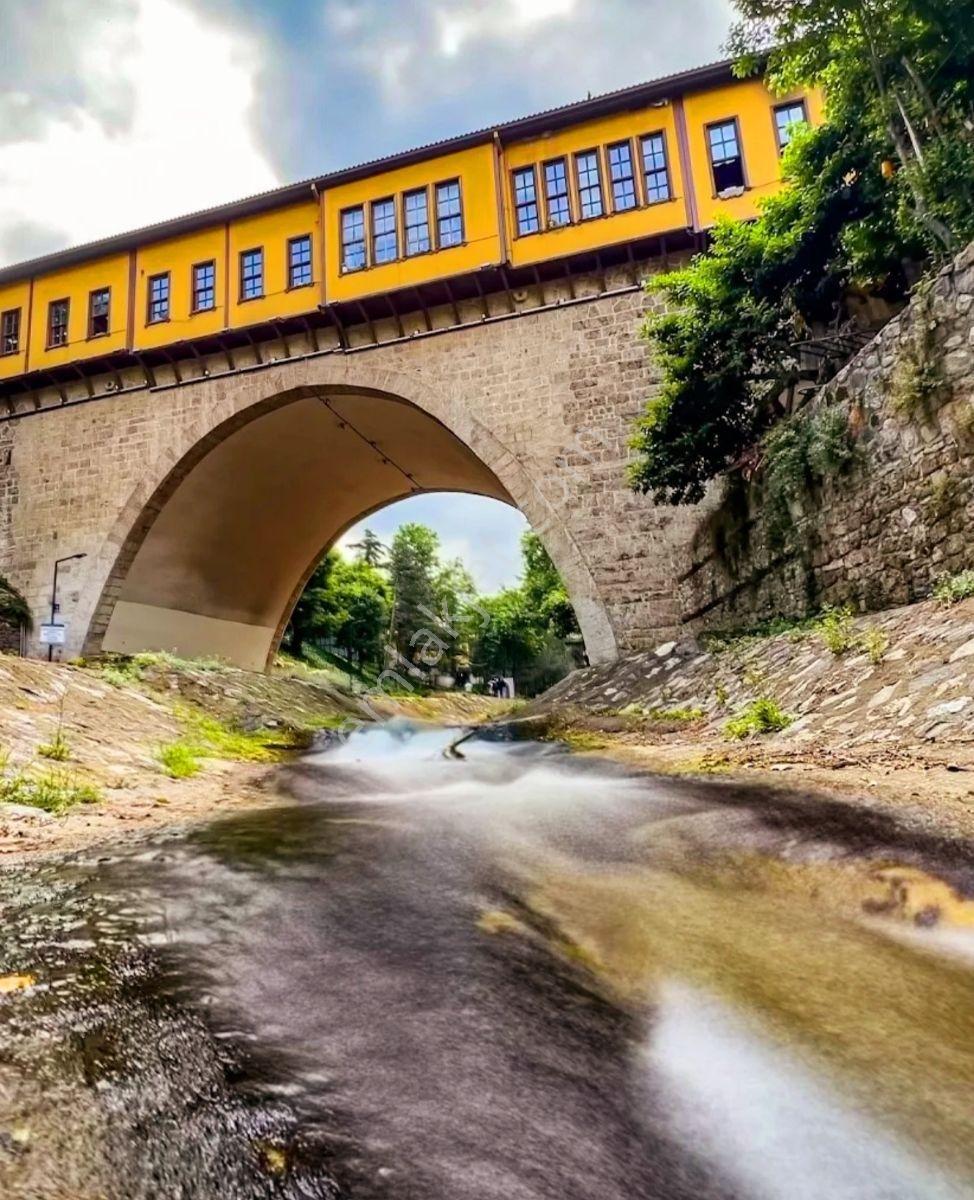 Setbaşı Tarihi Irgandı Köprüsü Manzaralı 1+1 Bakımlı Daire