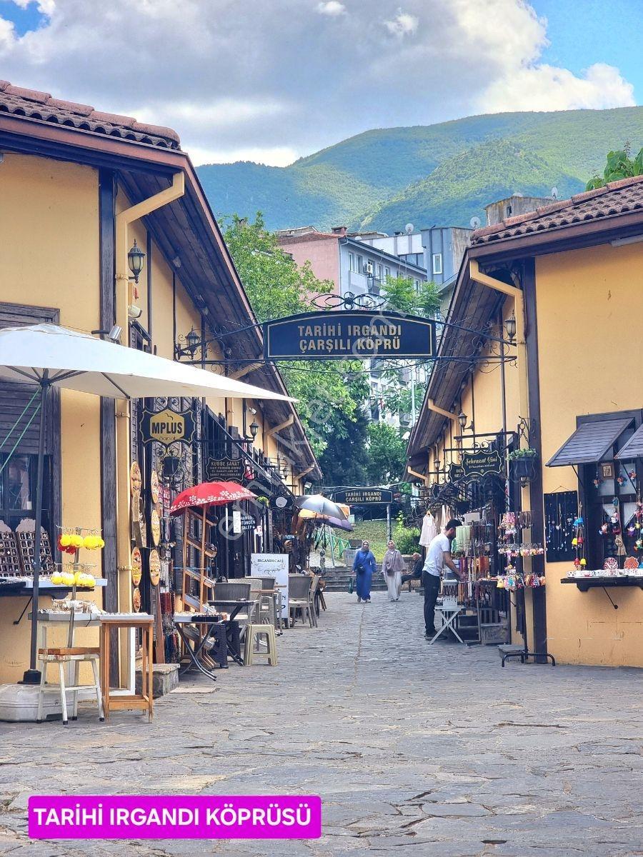 Setbaşı Tarihi Irgandı Köprüsü Manzaralı 1+1 Bakımlı Daire - Görsel 12