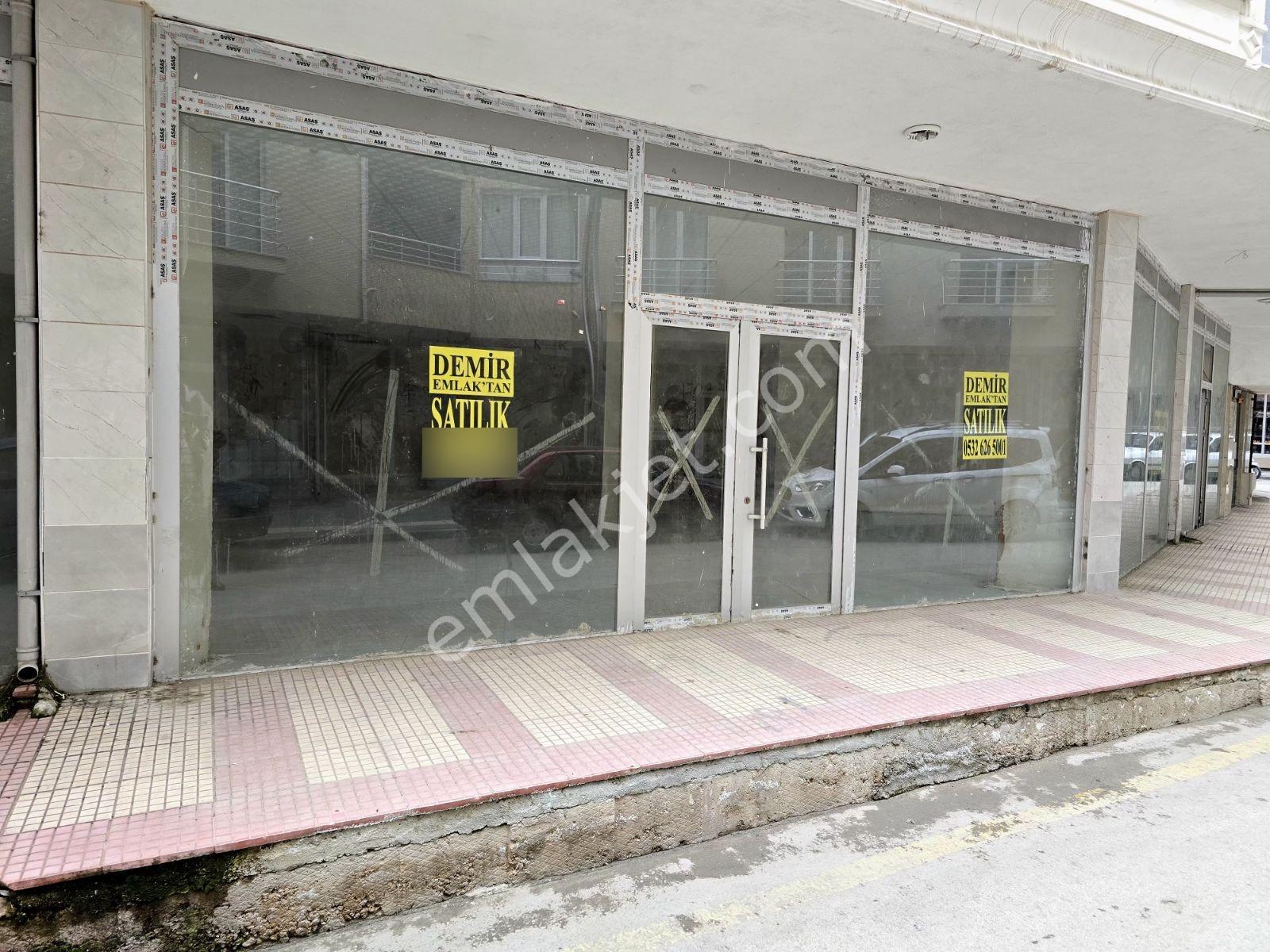 Çarşı Merkezde Satılık Dükkan - Görsel 3