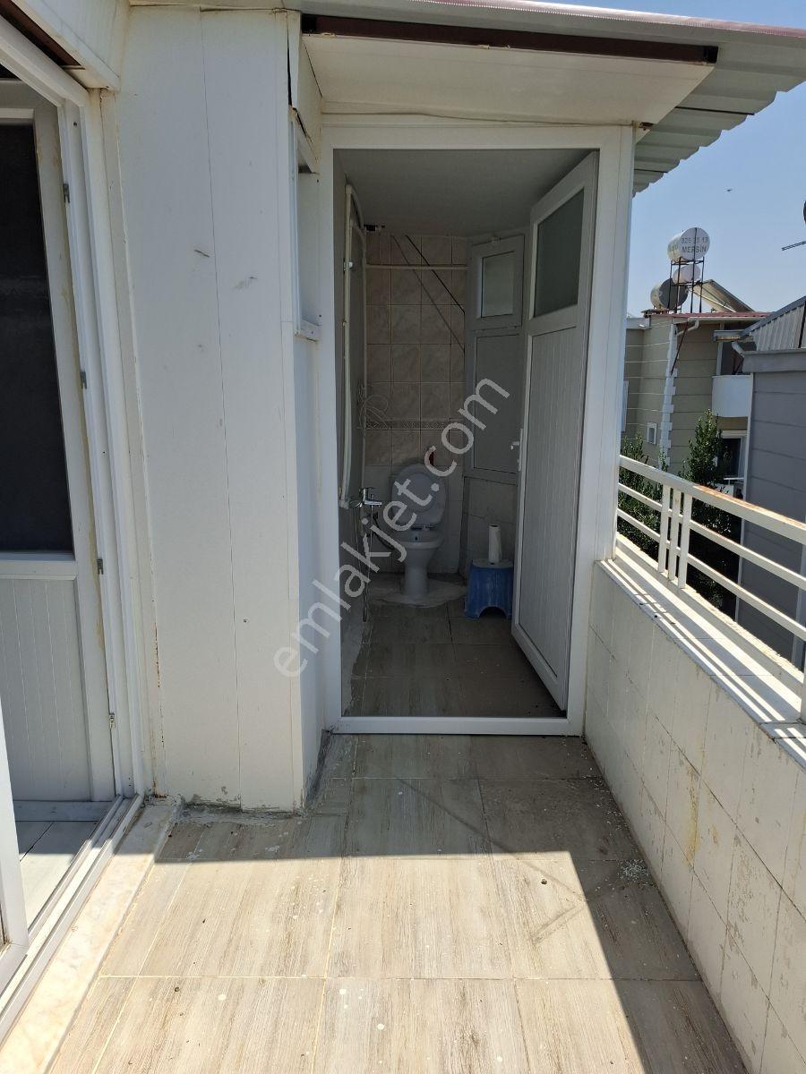 Villakent Sitesinde 3 Katıda Kullanıma Hazır Satılık Villa - Görsel 20