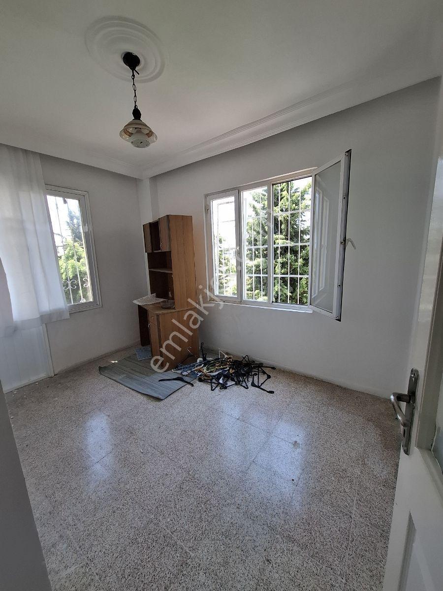 Villakent Sitesinde 3 Katıda Kullanıma Hazır Satılık Villa - Görsel 22