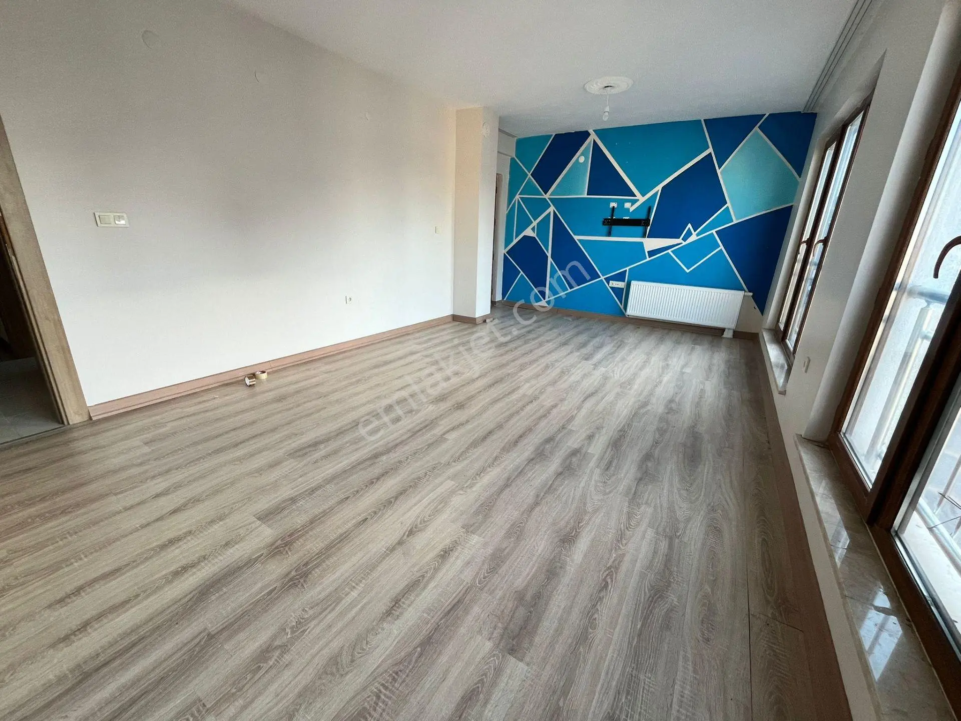 Akgedik Zeki Emlak'tan 1.etap'ta Kiralık 3+1 Daire