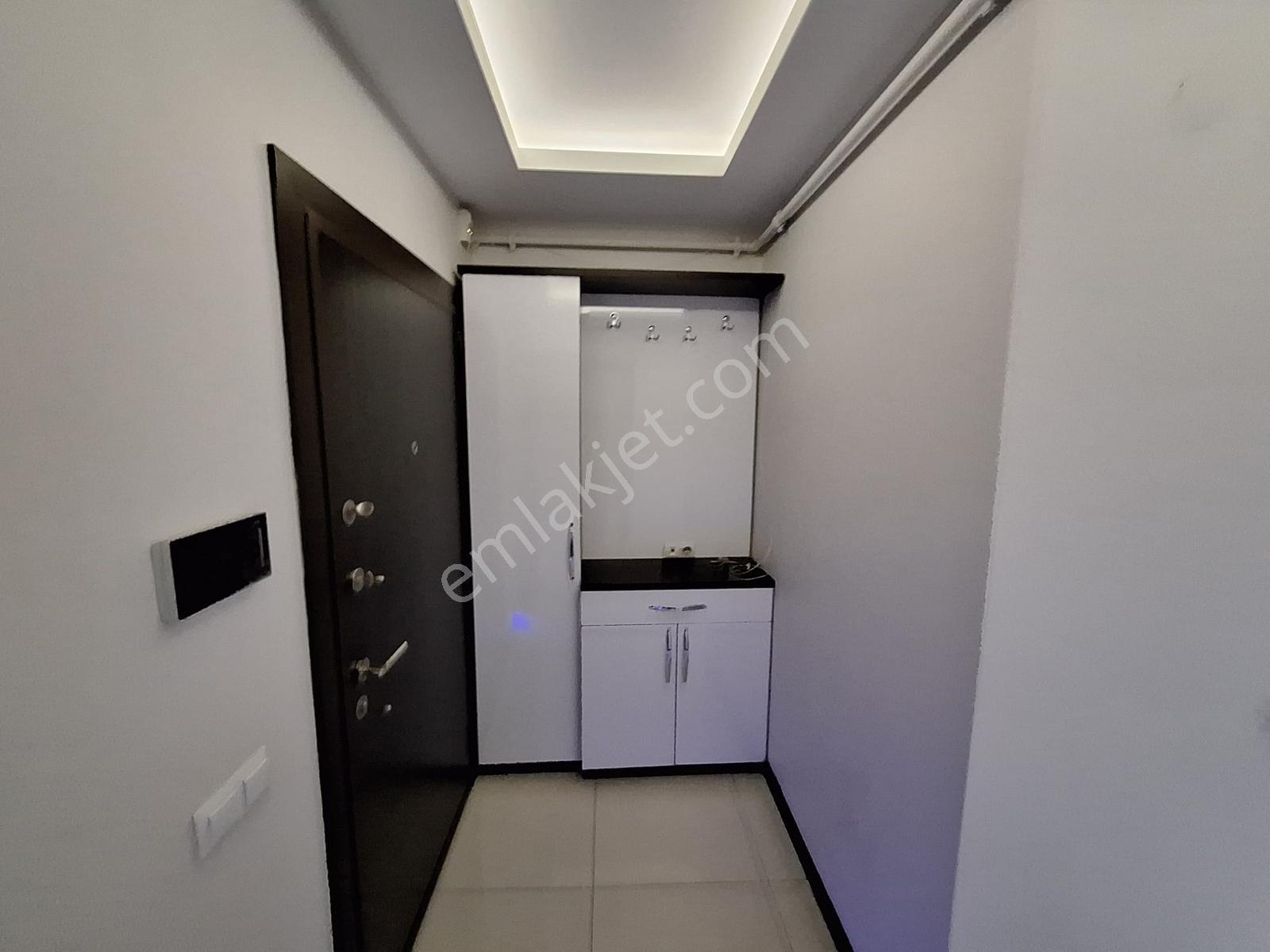 Halirifatcadde Üzeri Karataşyakını Otoparklı Genc Bina - Görsel 7