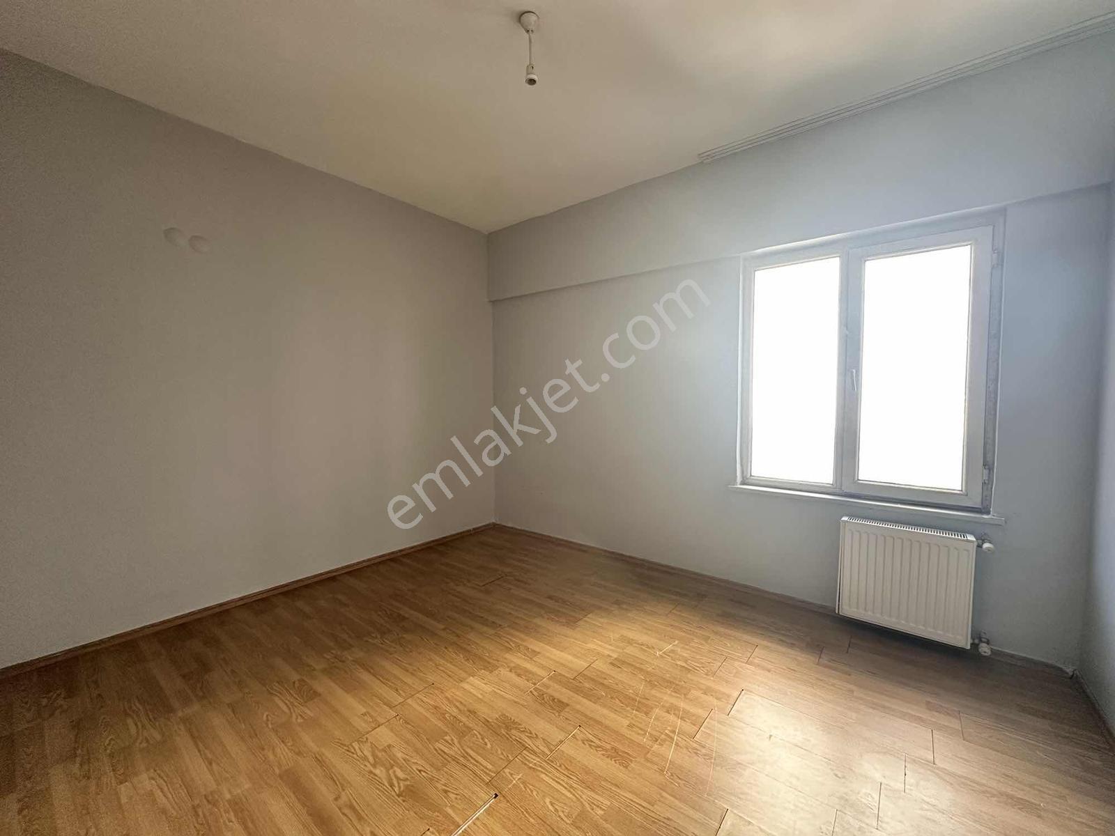 Beylikdüzü Adnan Kahveci De 7/24 Güvenlikli Site İçi 2+1kiralık - Görsel 16
