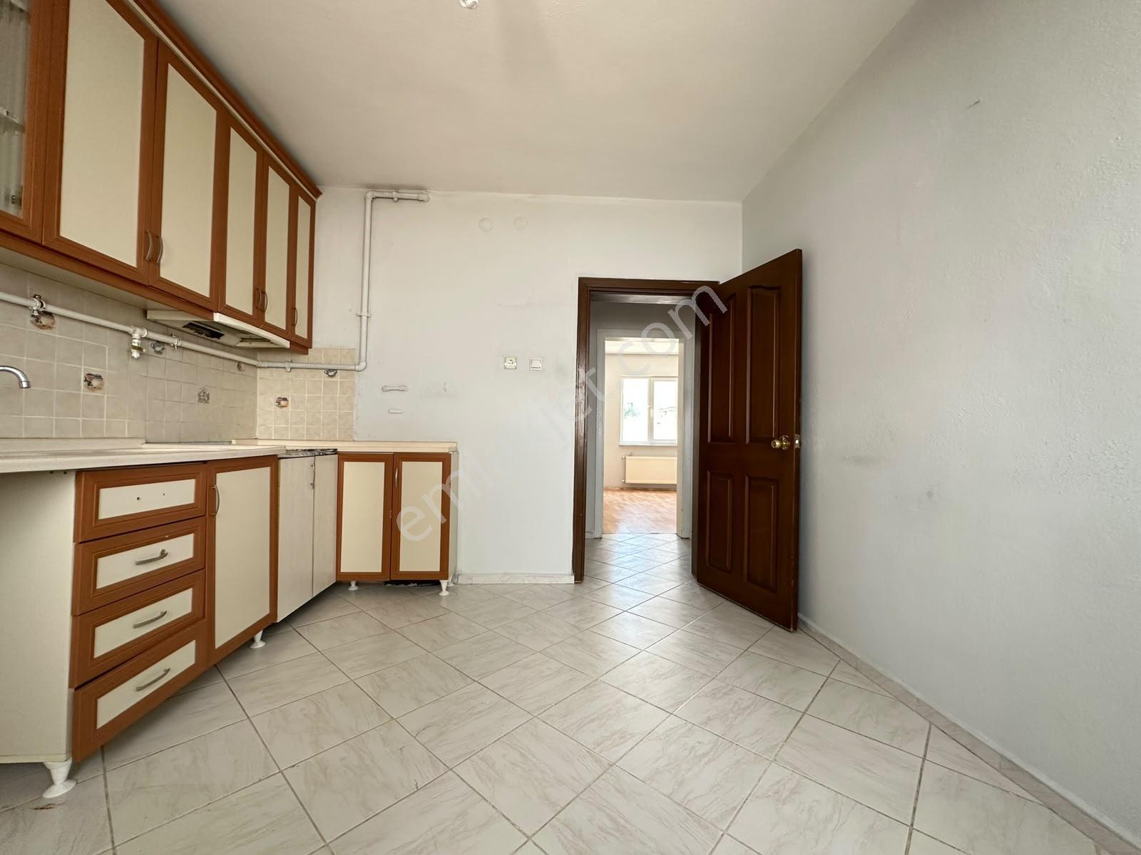 Şirintepe Mh. 3+1 Kiralık Bahçeli / Balkonlu Fırsat Daire - - Görsel 21