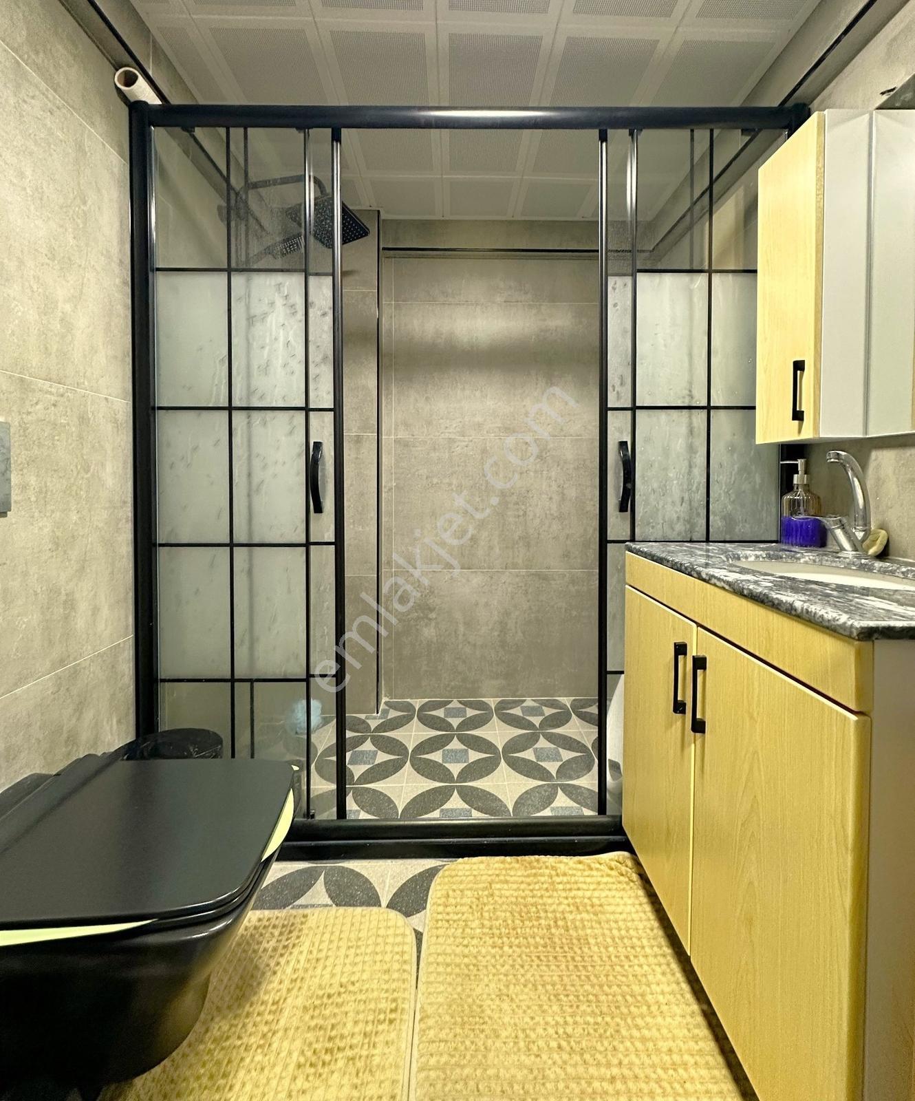 Atakum Sahil'de / Ömürevleri Migros Arkası 135 M² Bahçe Katı 2+1 - Görsel 19