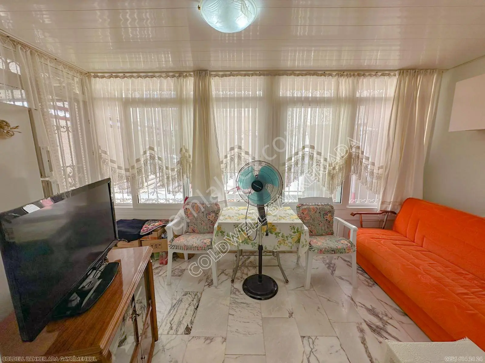 Kuşadası Kadıkalesi Denize Yürüme Mesafesinde Bakımlı Satılık 4+1 Geniş Teraslı Villa - Görsel 5