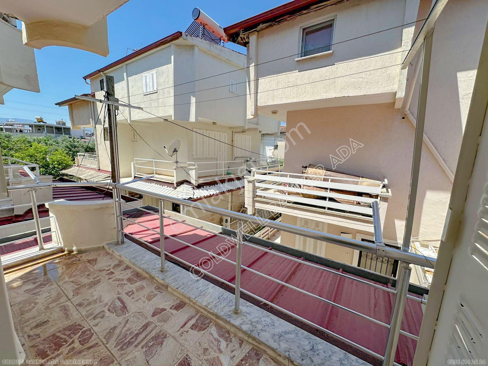 Kuşadası Kadıkalesi Denize Yürüme Mesafesinde Bakımlı Satılık 4+1 Geniş Teraslı Villa - Görsel 41