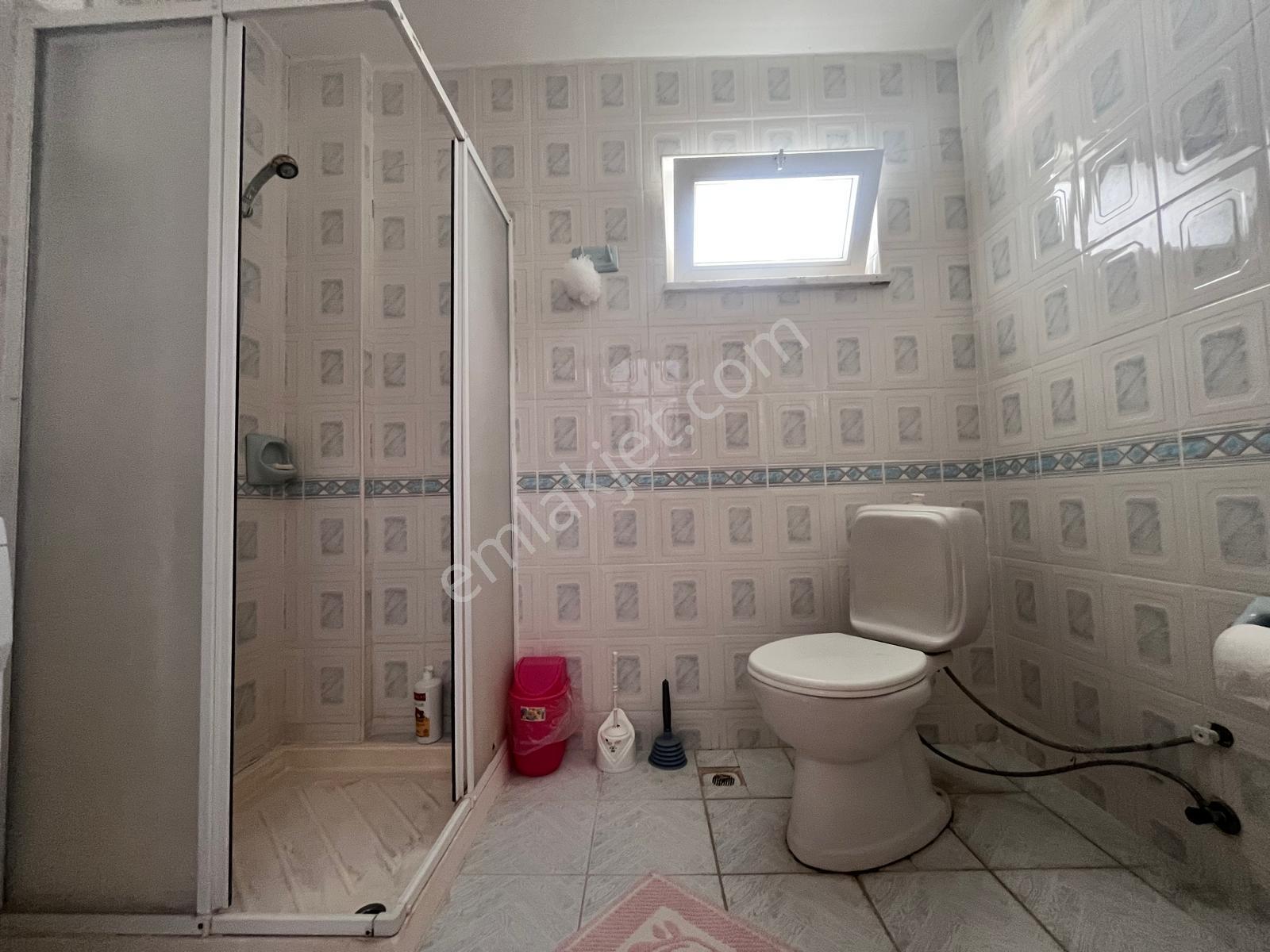 Kavuşturan Emlak'tan Güre'de Denize Yakın Havuzlu Satılık Villa - Görsel 33
