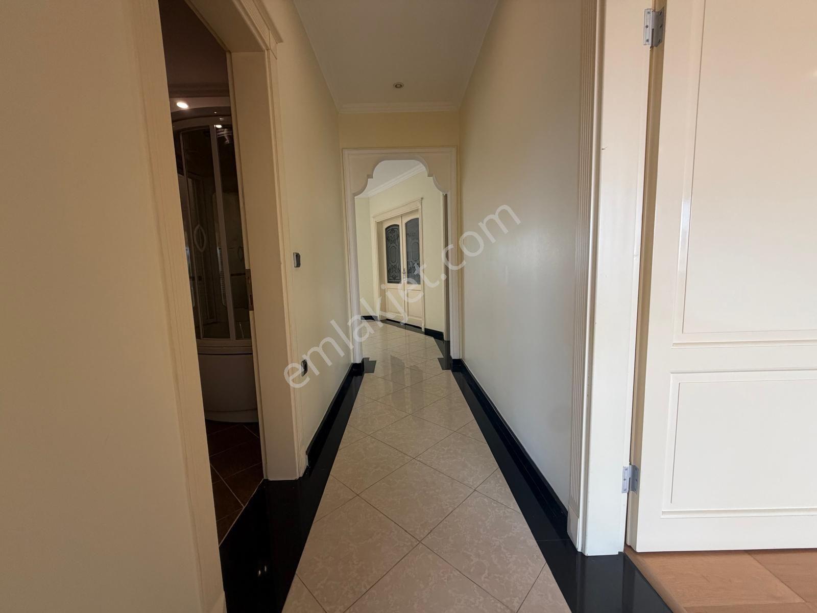 İstanbul House'dan Şenlikköy'de 7+2 Eşsiz Deniz Manzaralı Dublex - Görsel 32