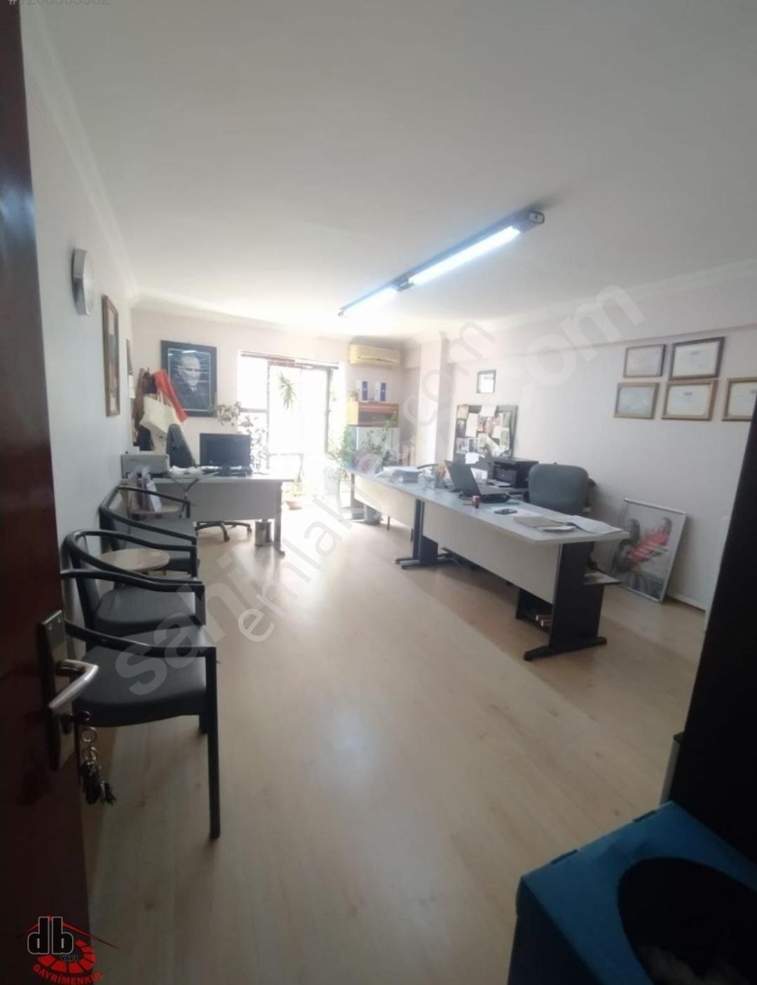 Gaziosmanpaşa Merkez'de Cadde Üzerinde İşhanında Ofis Büro - Görsel 9