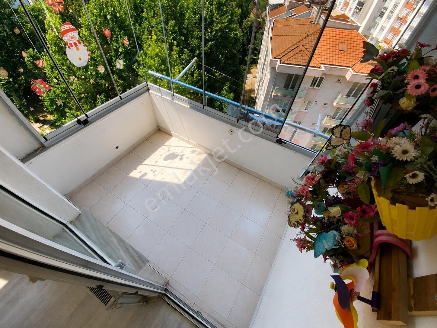 Gebze Barış Mh. Yayla Sitesi Deniz Manzaralı Satılık 3+1 Daire - Görsel 8