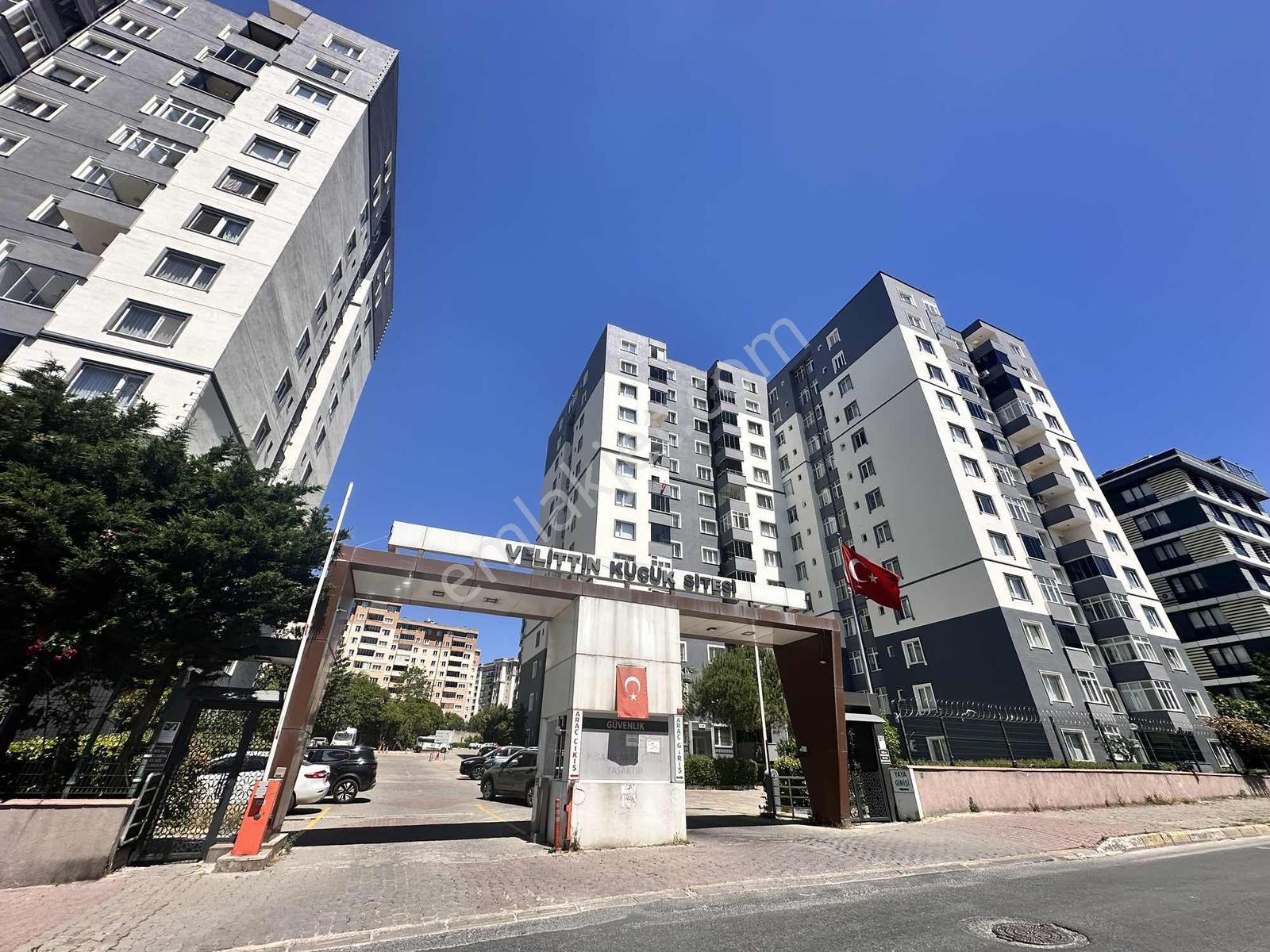 Velittinküçük Sitesi 7/24 Güvenlik Ful Tadilatlı Manzaralı 2+1 - Görsel 4
