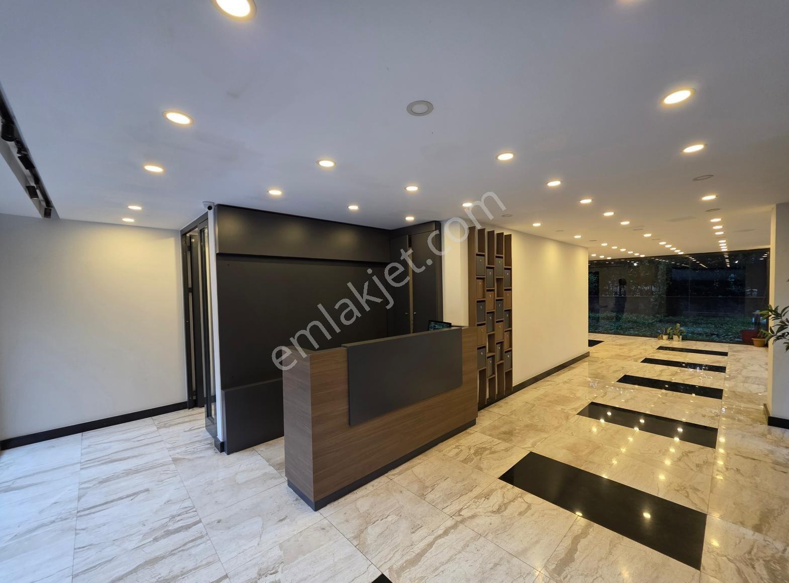 Suadiye'de Bağdat Cad. Üzerinde Sahile Yakın 100m² Net, 3+1 Lüks - Görsel 11