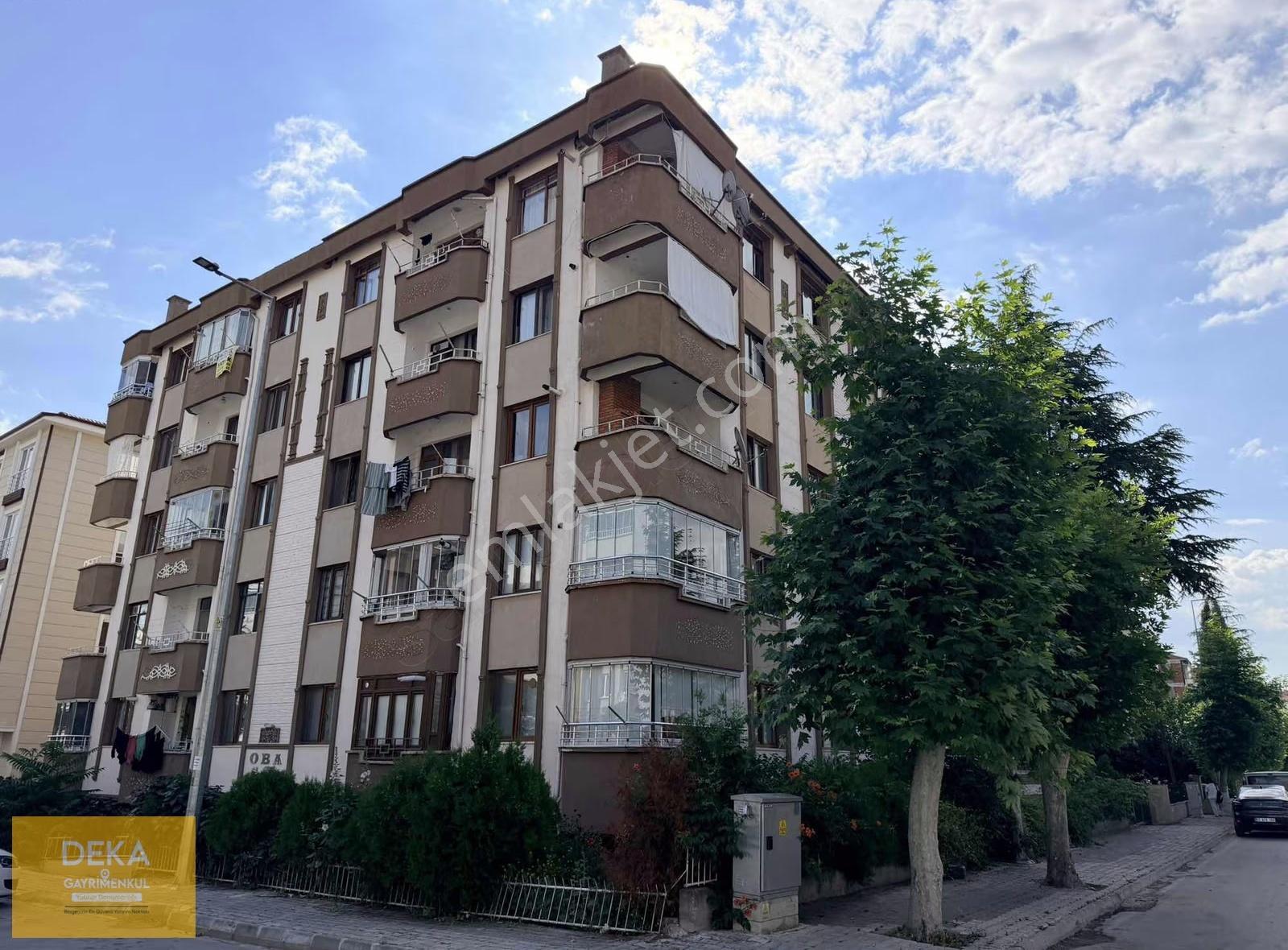 Deka Gayrimenkul'den Turhal'da Kiralık 3+1 Daire