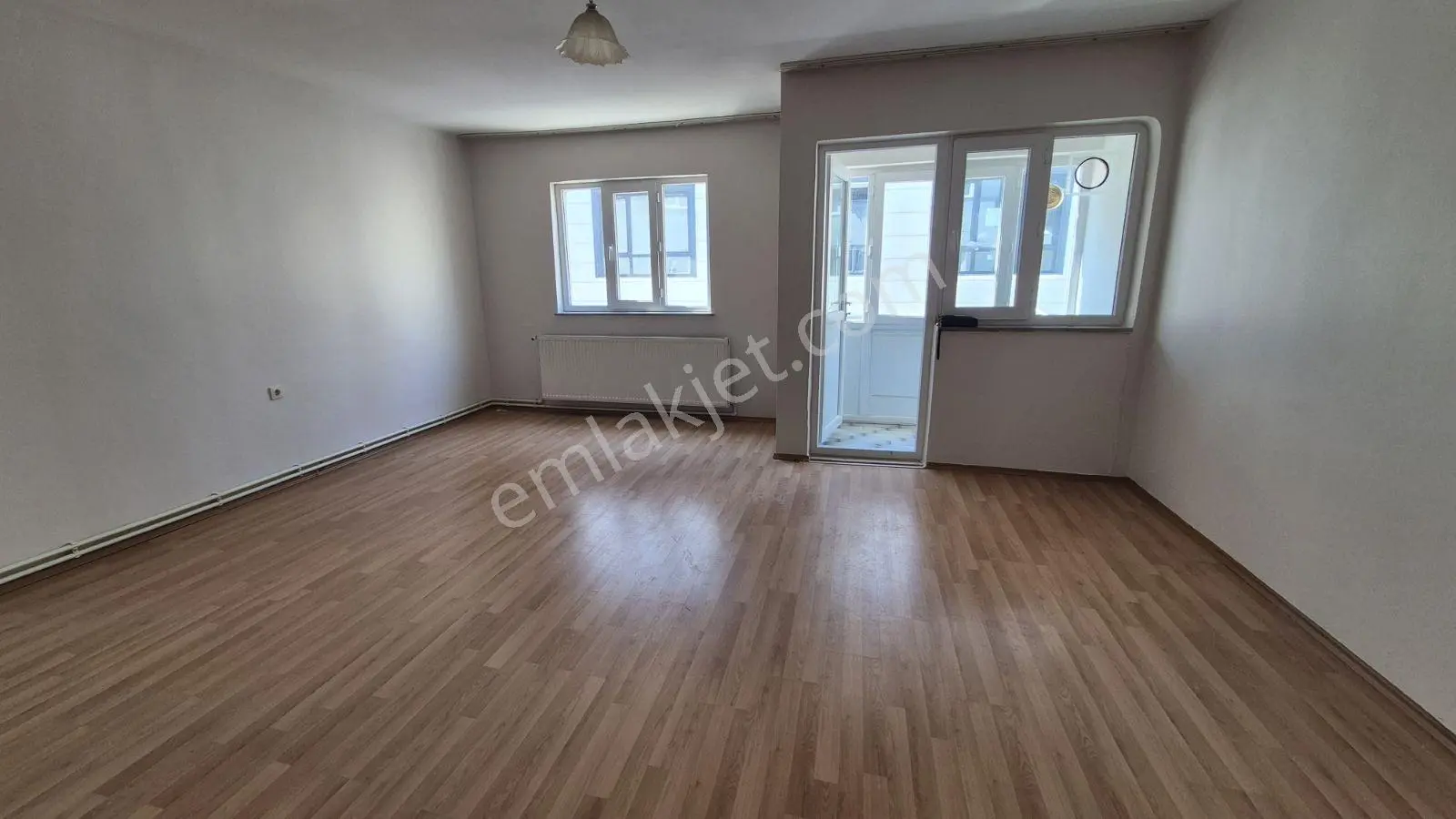 K2 Pera Bursa Hacıilyas 2+1 Net 80 M2 Satılık Ara Kat Daire - Görsel 2
