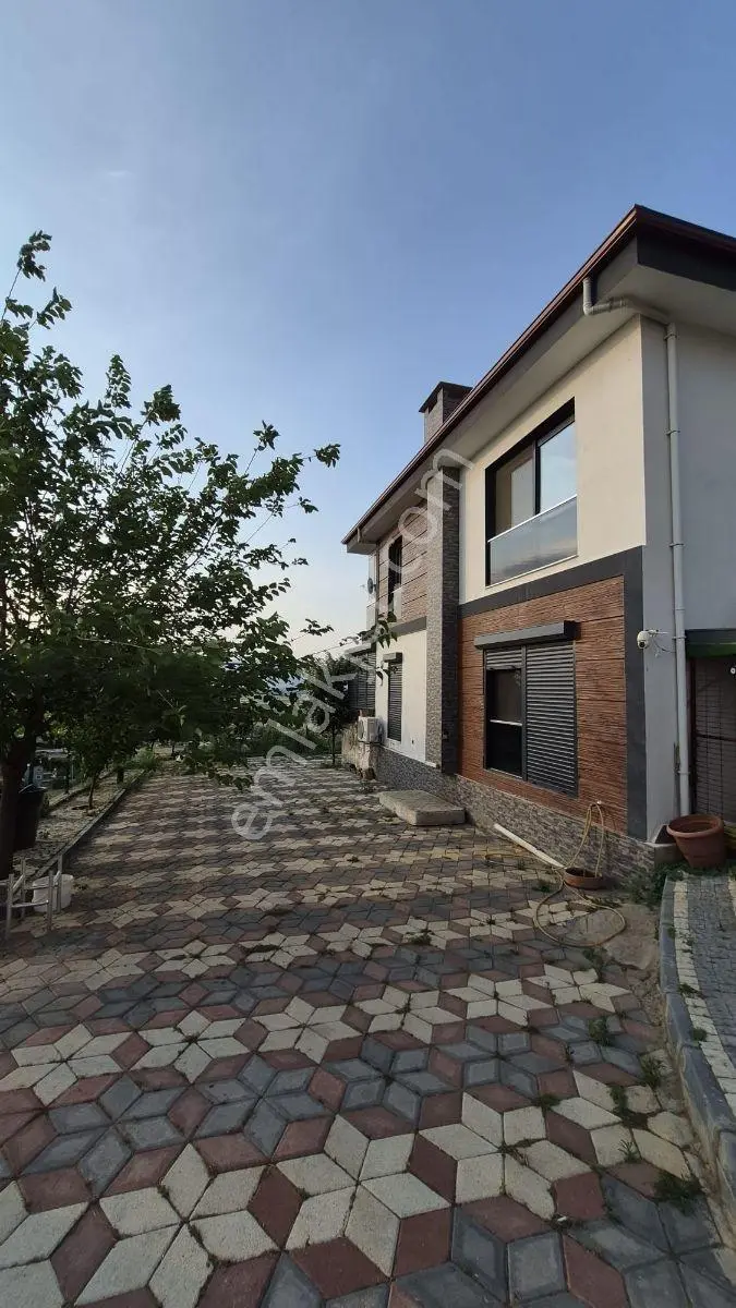 Tire'ye 5 Dakikalik Mesafede, Müstakil Tapulu Manzaralı Villa - Görsel 7