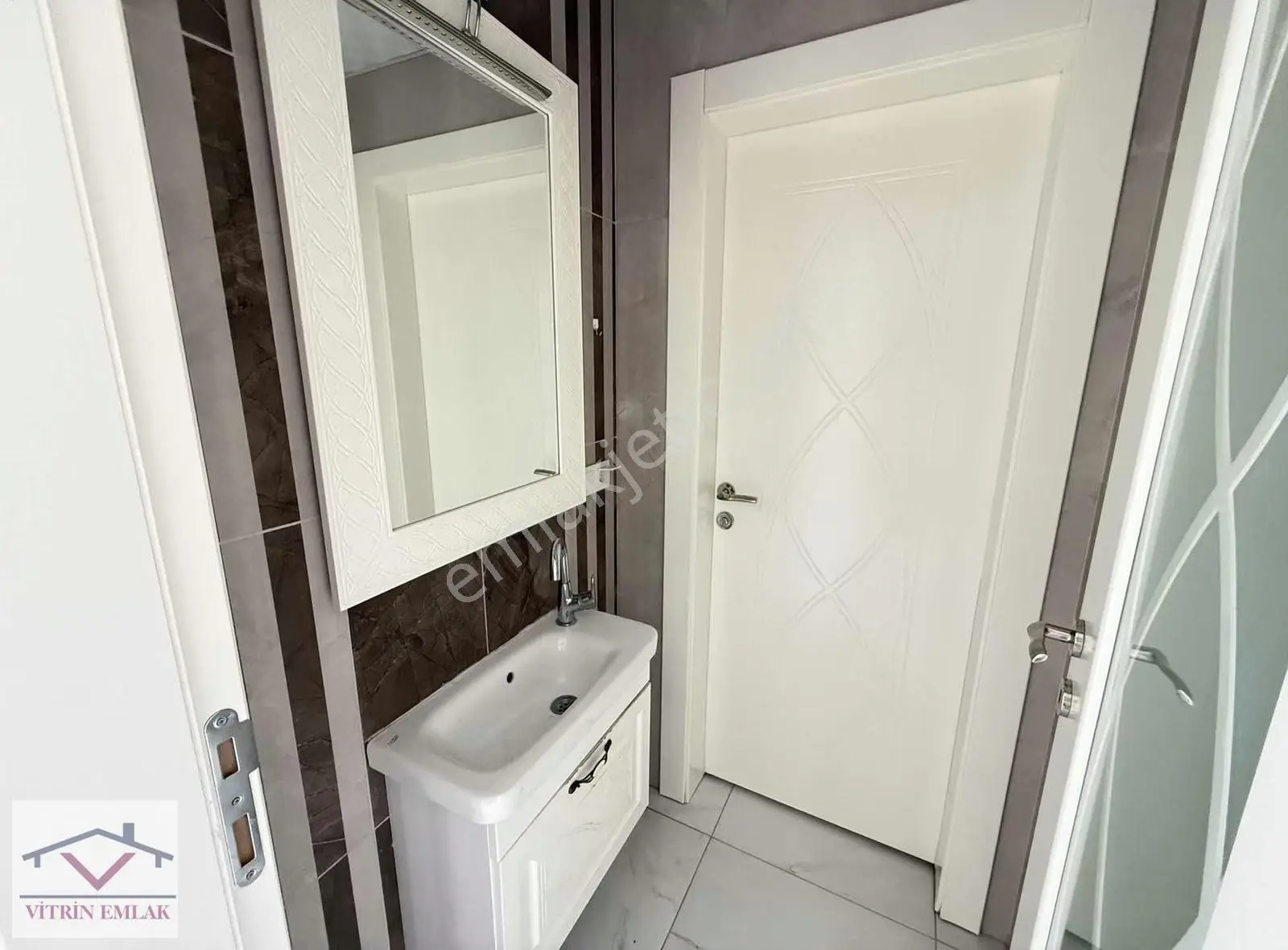 Yatırımcısına Parsana Mah. Stadyum Mevki 2+1 Odalı Satılık Daire - Görsel 7