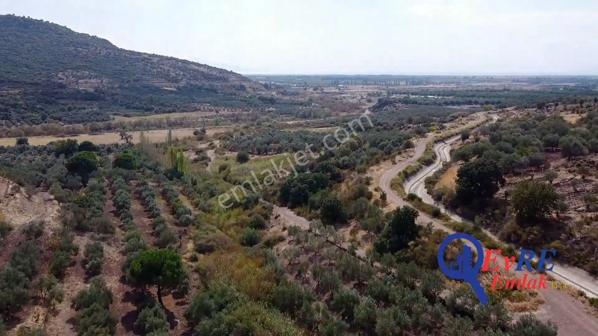Evre Emlaktan Yolu Ve Suyu Olan 285 M2 Yatırımlık Tarla - Görsel 2