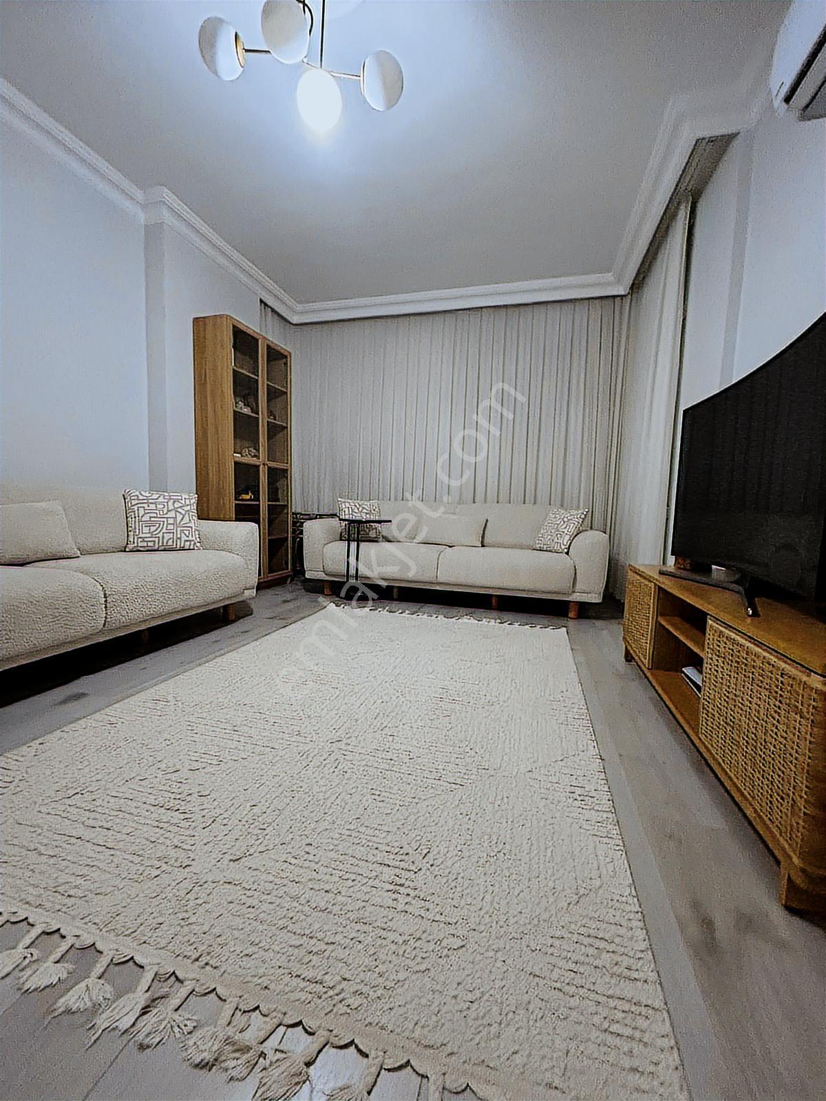Yukarı Pazarcıda Köşebaşı Asansörlü Garajlı 3+1 - Görsel 15