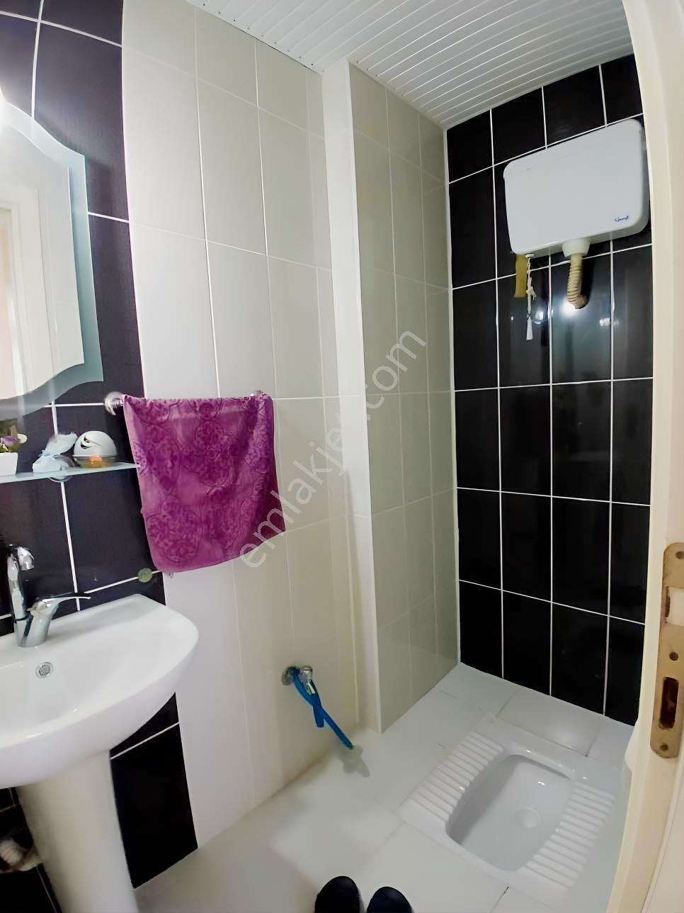 Güney Doğu Cepheli Köşebaşı Arakat Satılık 3+1 Daire - Görsel 3
