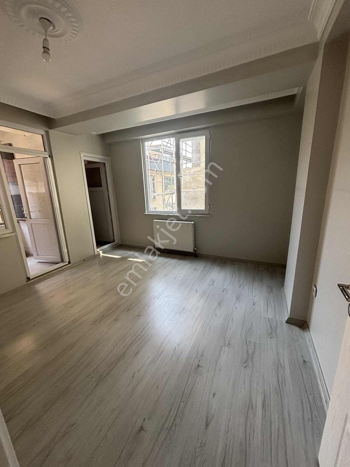 3 + 1 Satılık Balkonlu Ebeveyn Banyolu İskanlı Satılık Daire - Görsel 11
