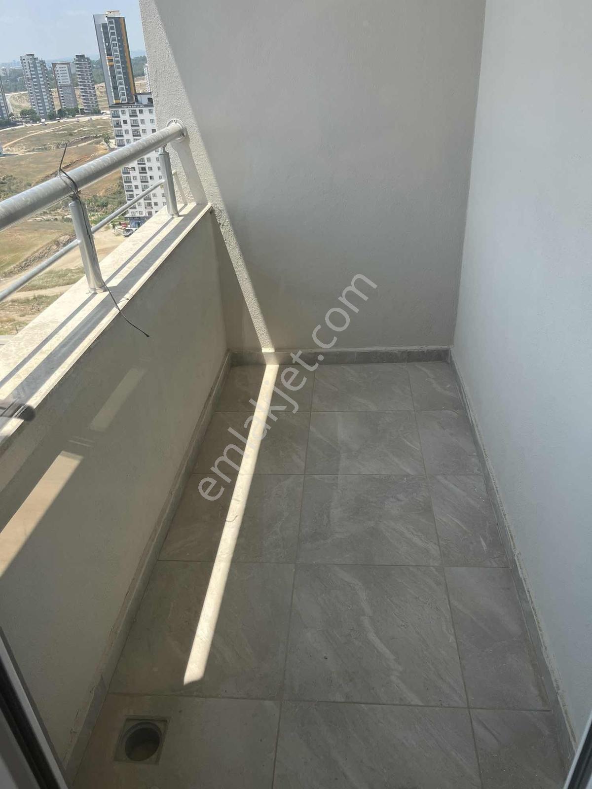 Elif Su Uludağ Cad. 2+1 Doğalgaz Kombili, Bakımlı Daire Kiralık - Görsel 19